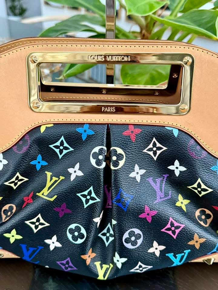 Murakami / Multicolor Noir Judy MM with Dustbag 📅 Year: 2009