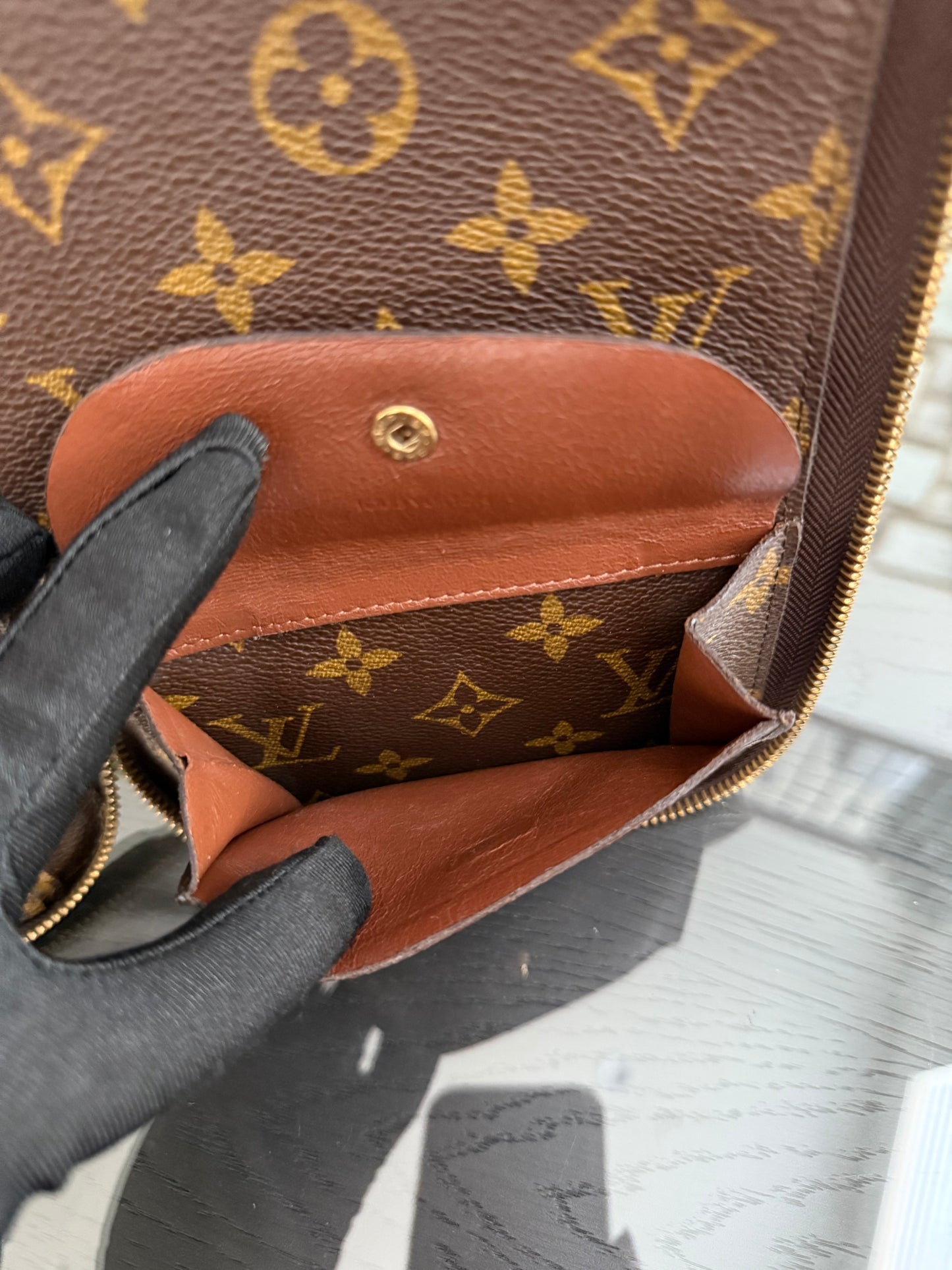 Monogram Escapade Travel Organizer - 🗓️ Year: 1991