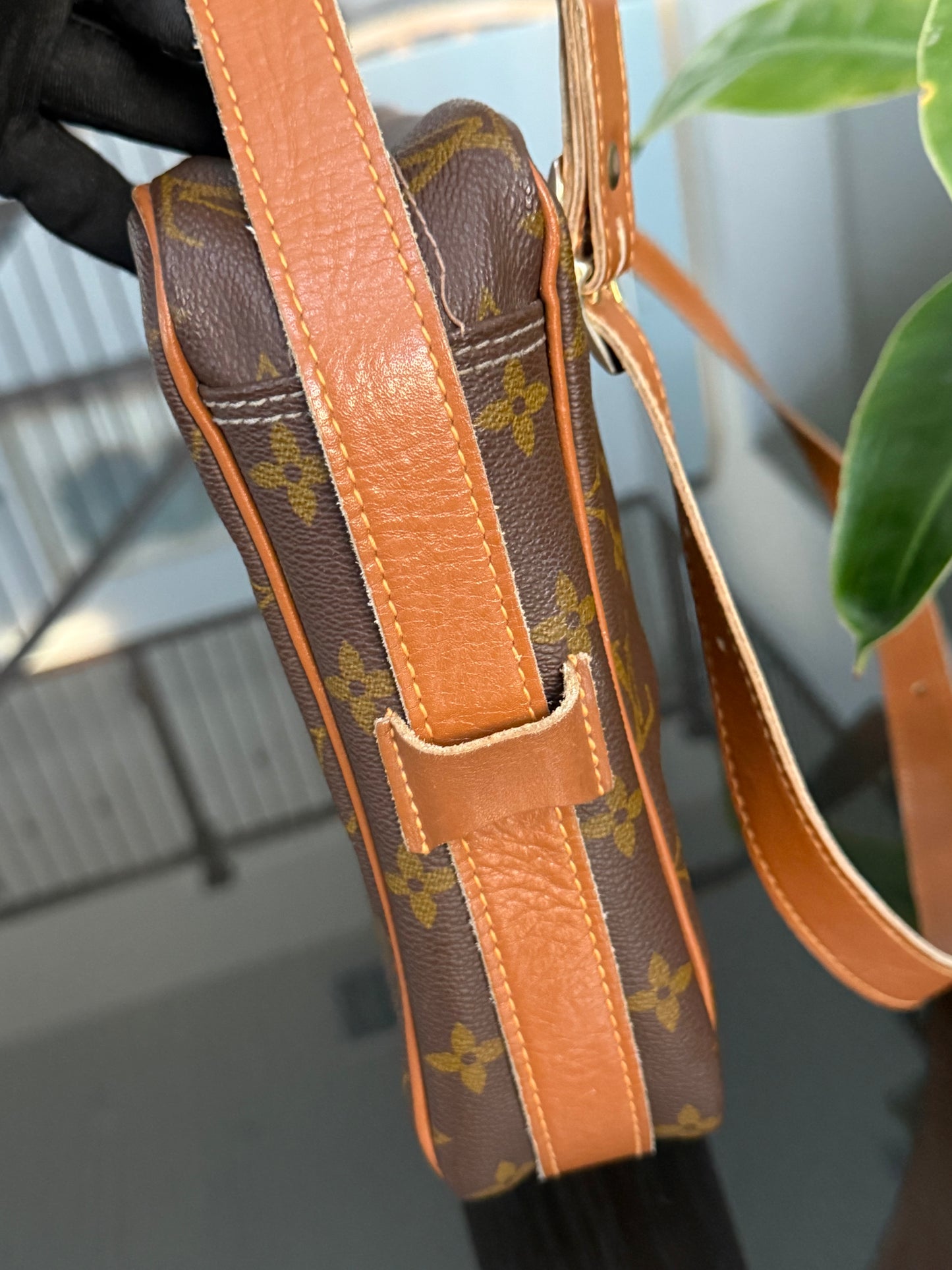 French Company Sac Bandoulier 35 🗓️