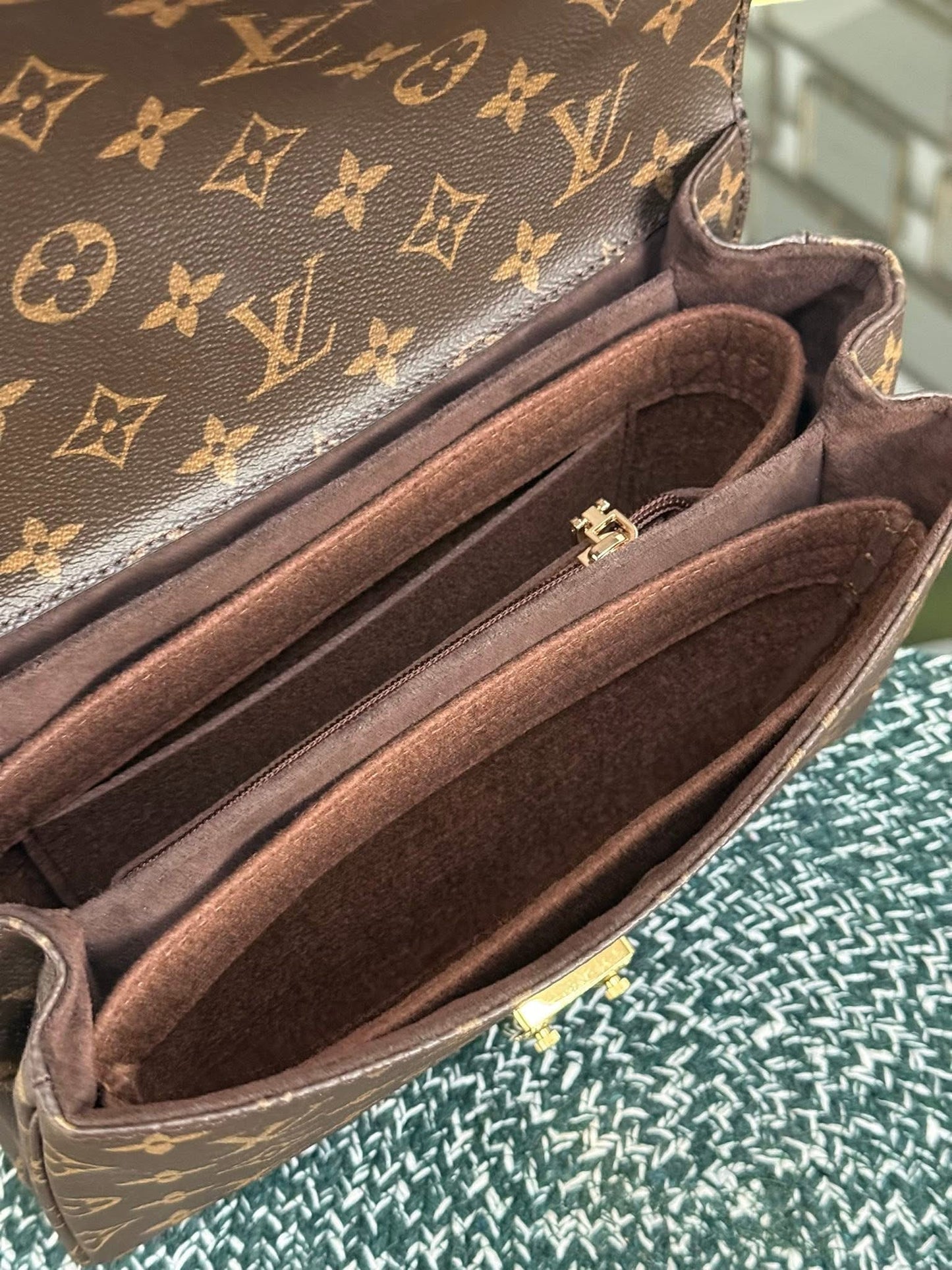 Pochette Metis with Original strap, Box, Dustbag, Paper bag and Insert Organizer 🌺 Year 2016