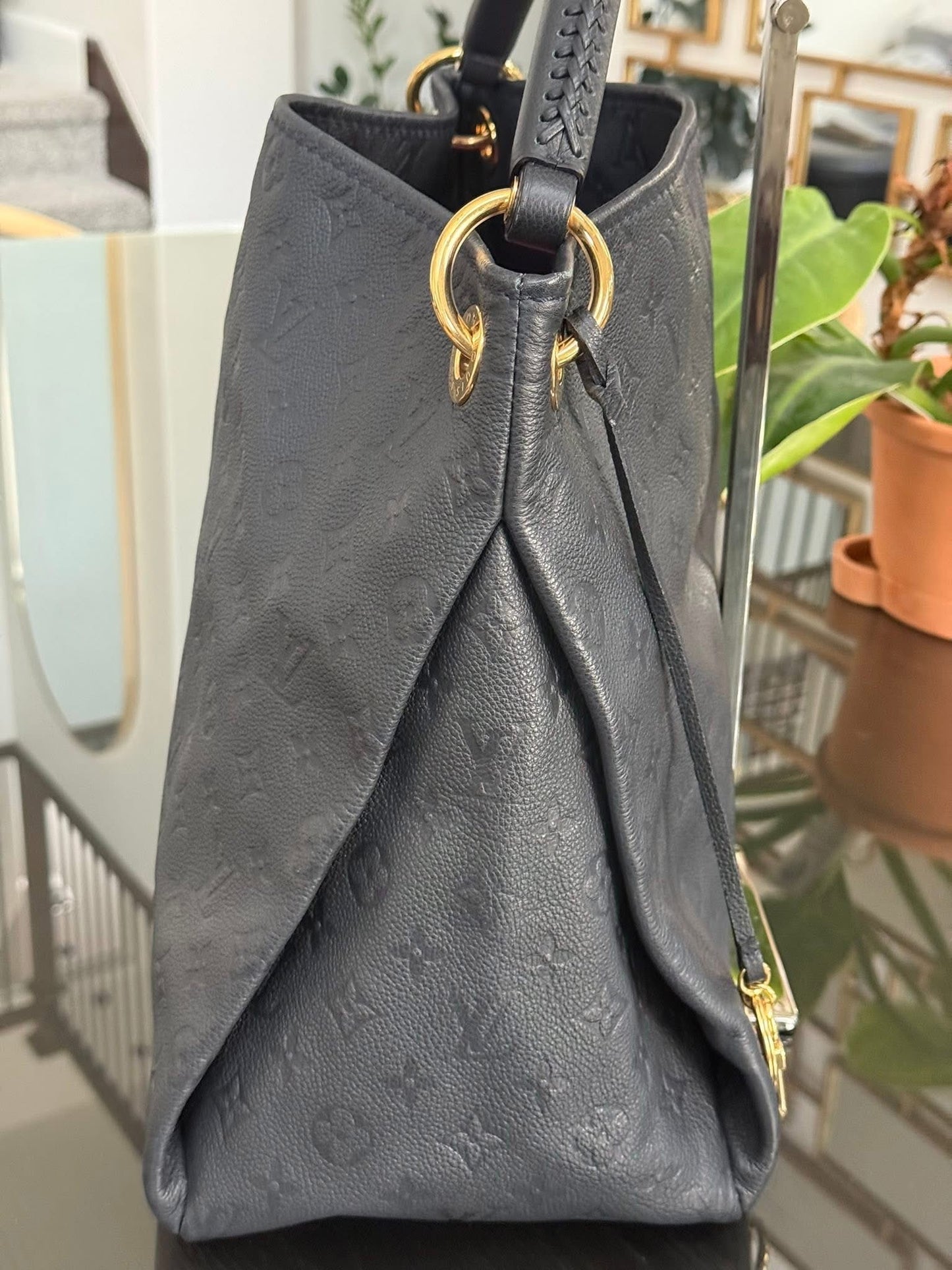 Artsy MM Empriente in Black/ Dark Blue with Dustbag and Insert Organizer 📅 Year: 2012