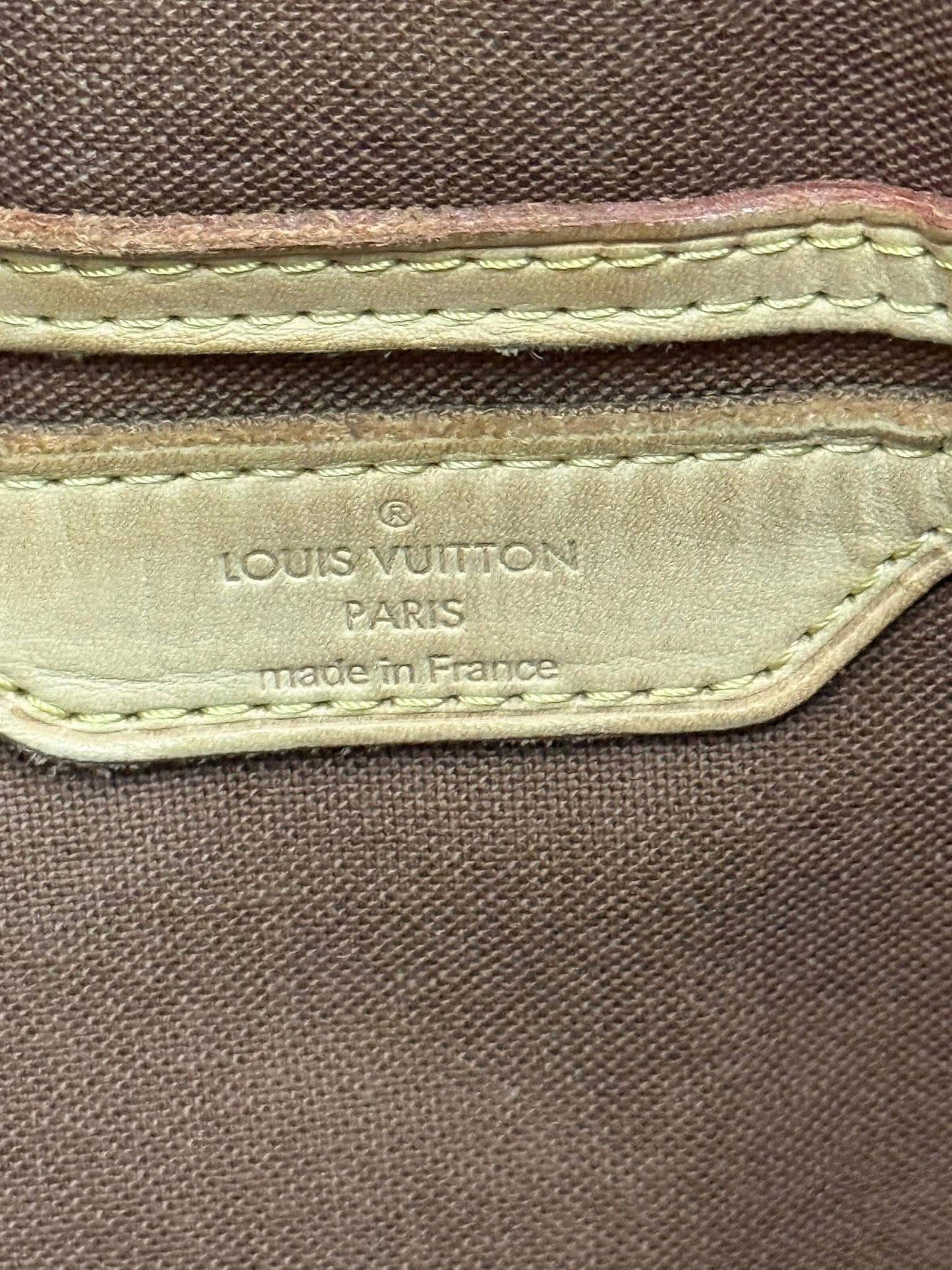 Palermo GM with Original Strap. Dustbag and Insert Organizer 🌺
Year: 2009