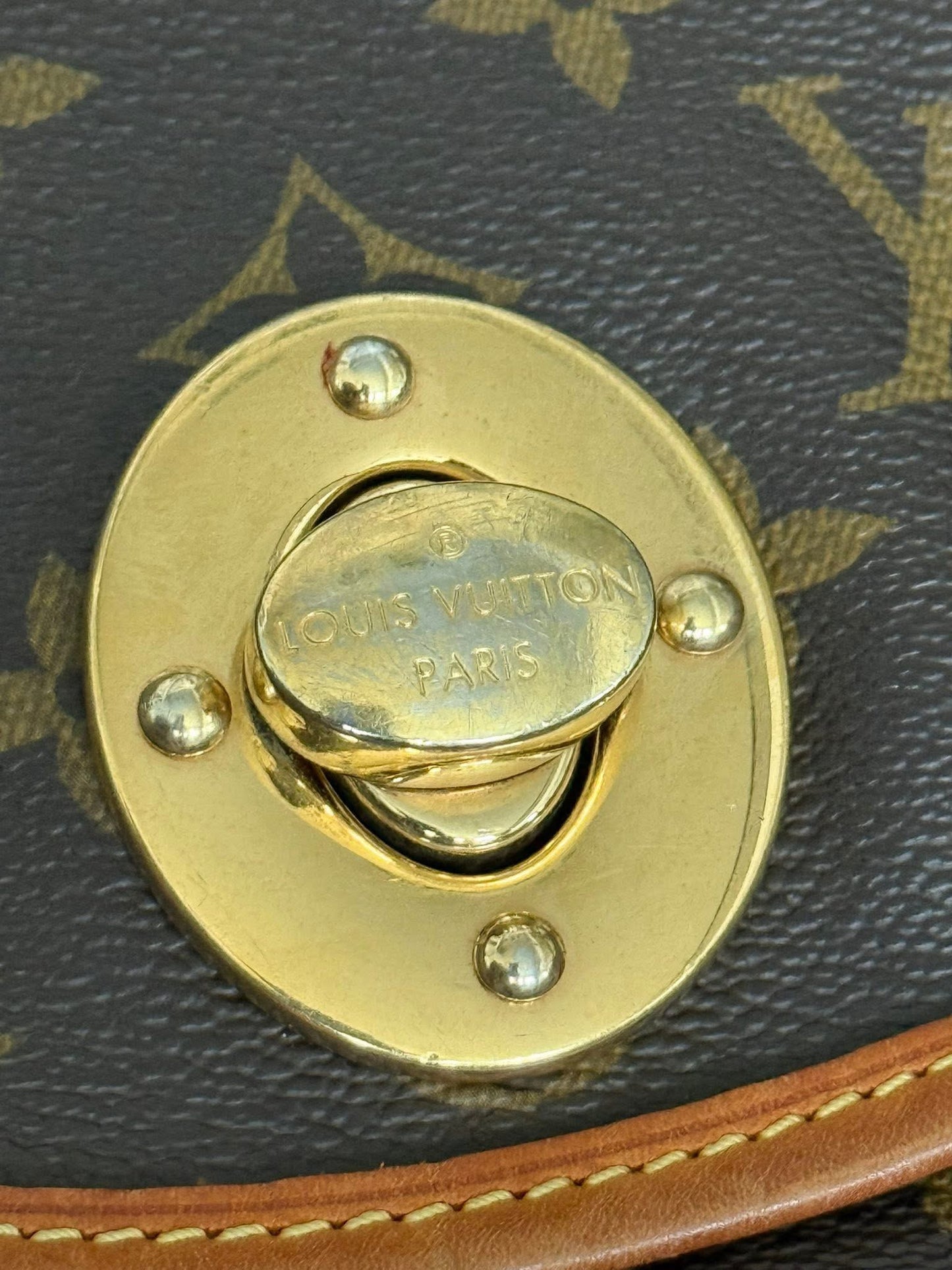 Tulum GM Shoulder/ Crossbody Bag - 🗓️ Year: 2010