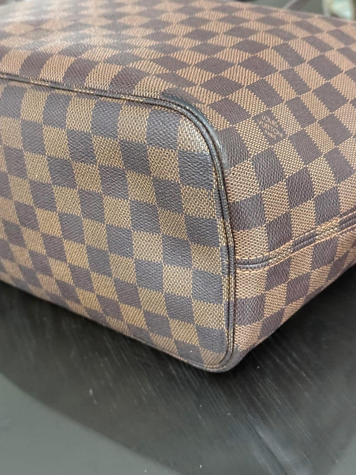 Neverfull MM in DE with Dustbag 🗓️ Year: 2010