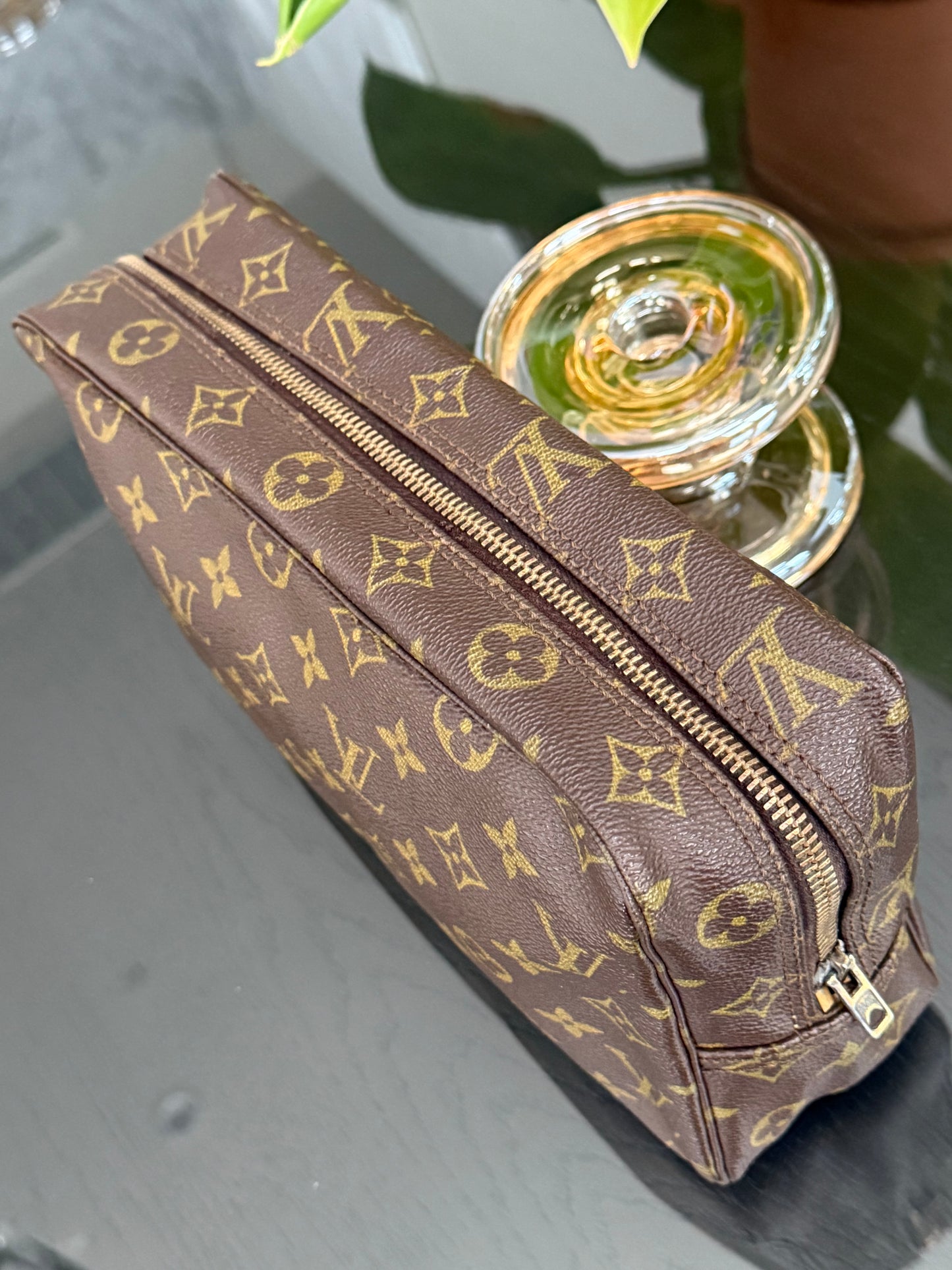 Trousse 28 -Pre Date Code