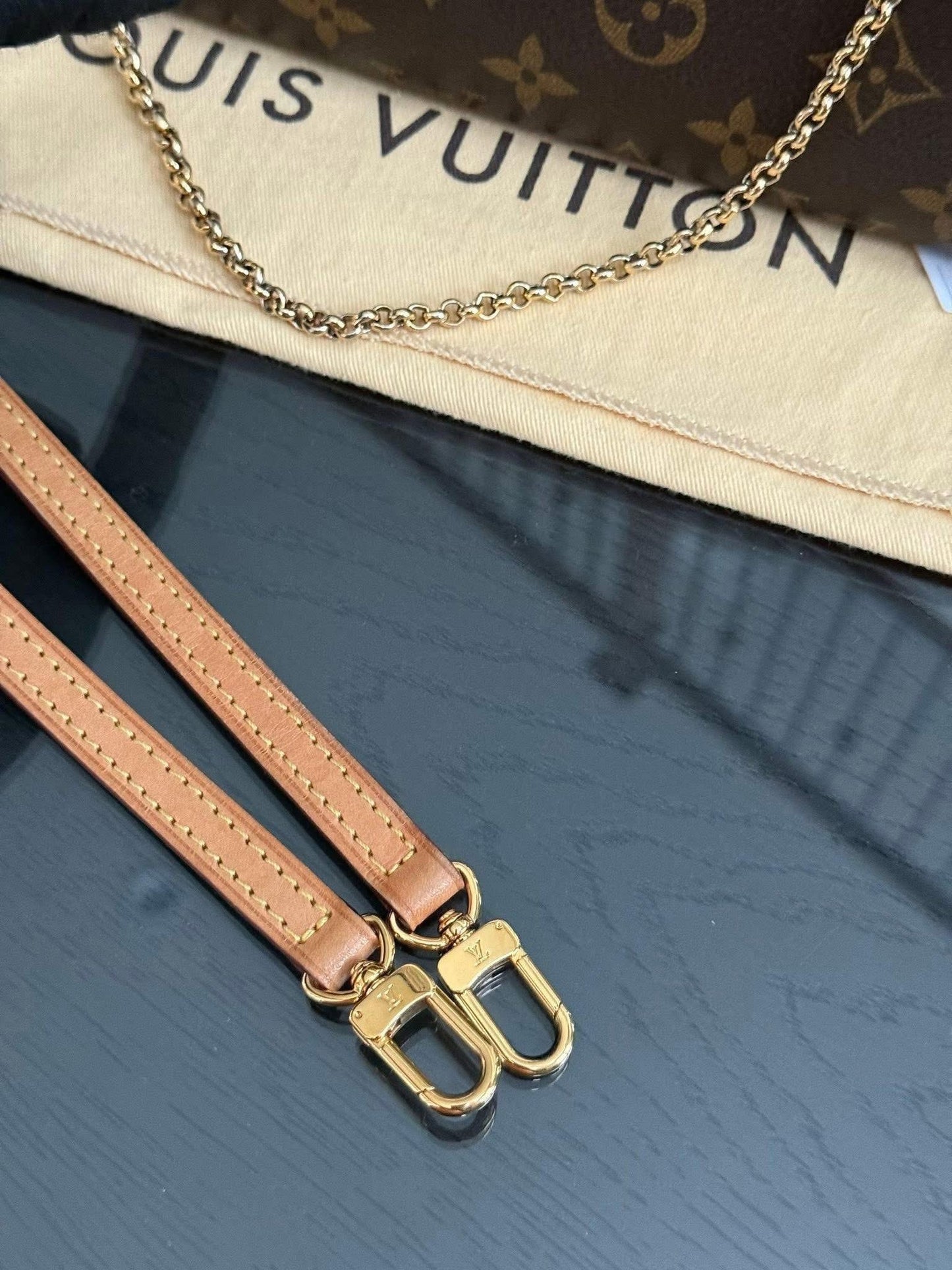 Eva Clutch in Monogram with Dustbag, Box and Paper bag 🗓️ Year: 2014