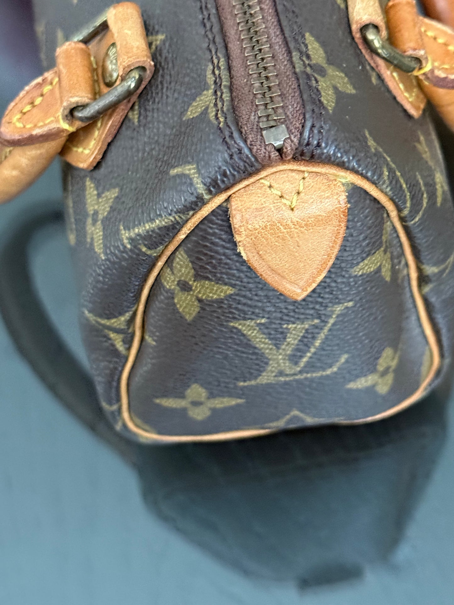 Mini Speedy with Strap🍒Circa 80’s