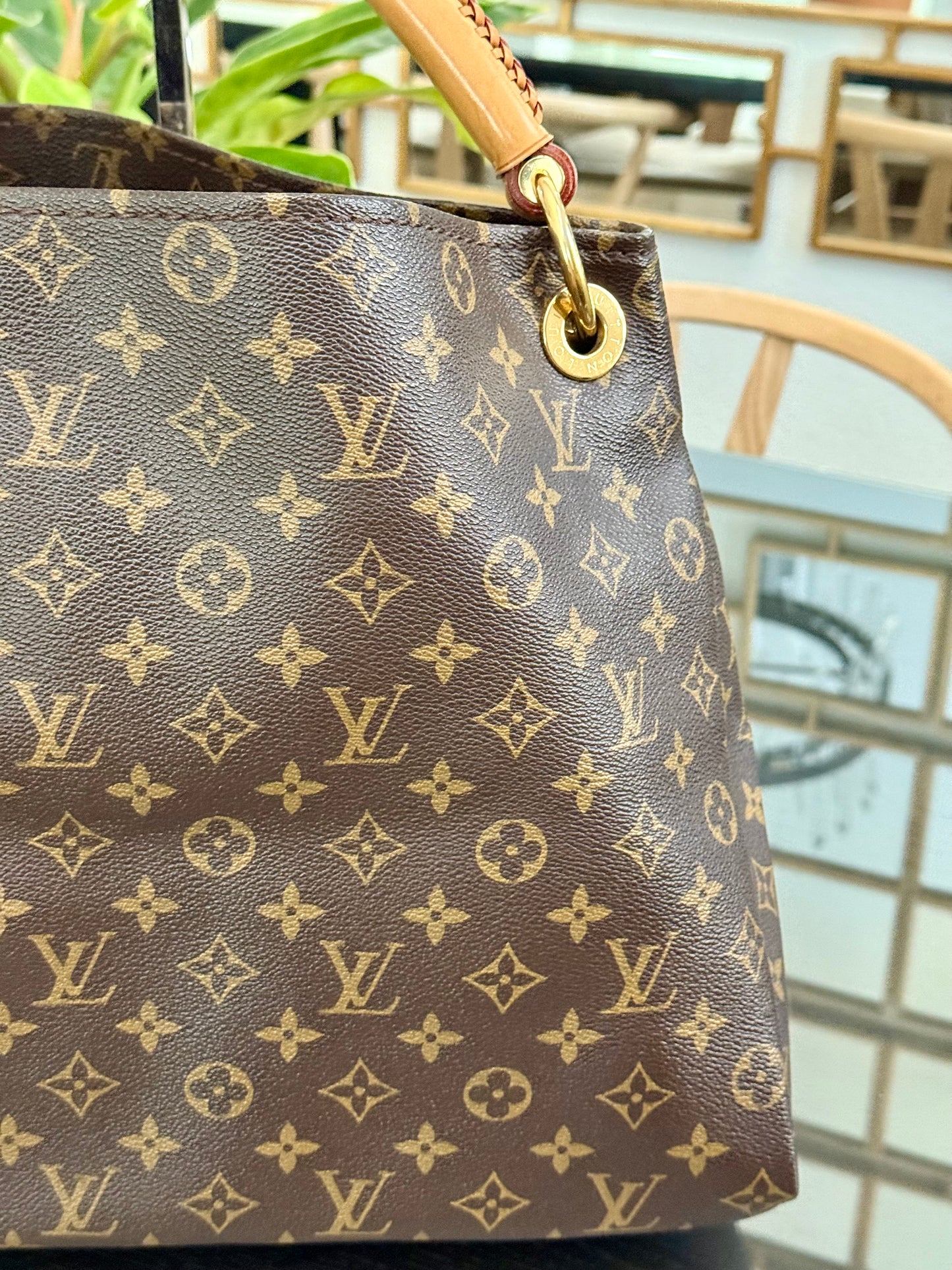Artsy MM with Dustbag and Insert Organizer - 📅 Year: 2010