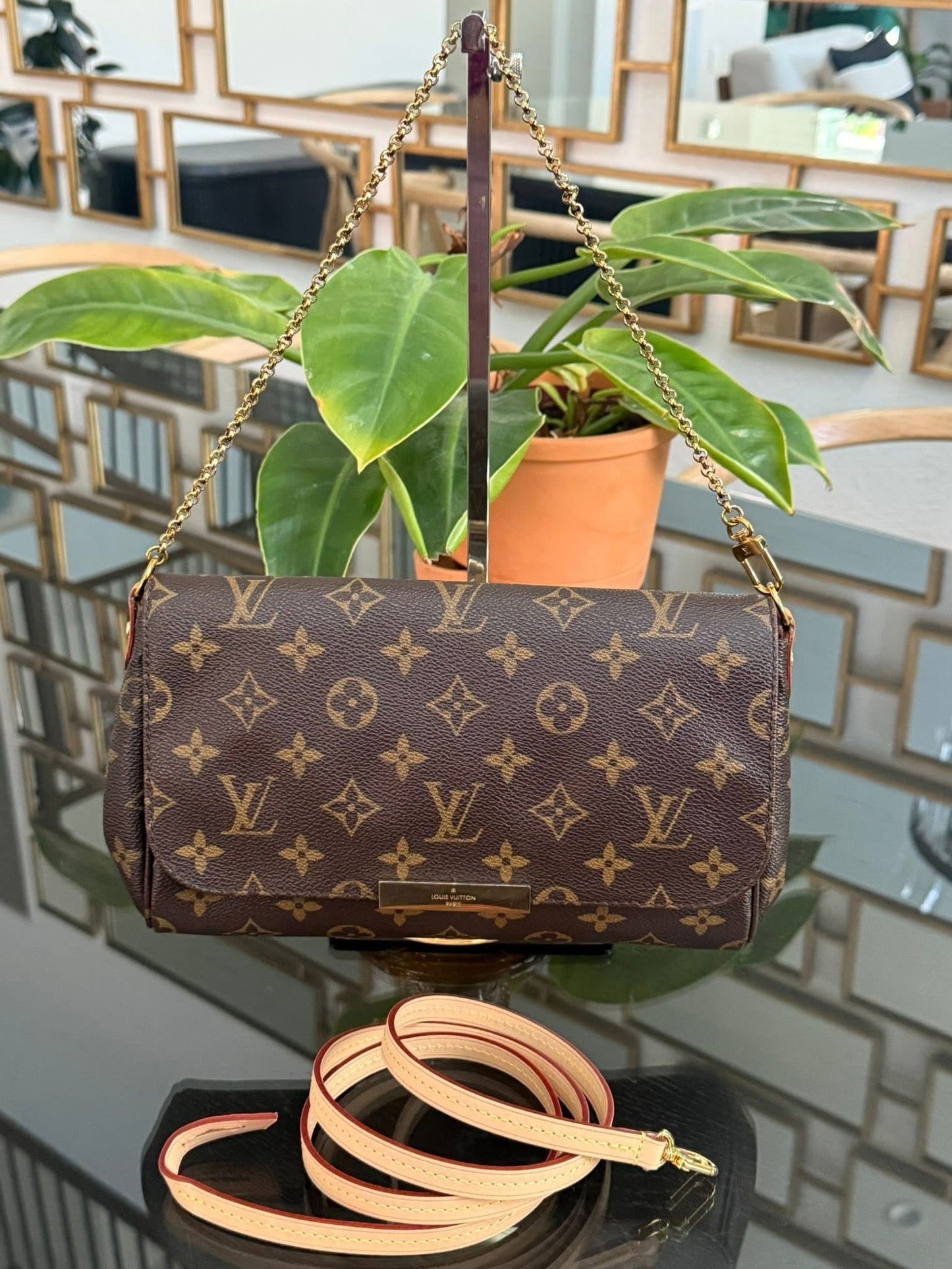 Favorite MM in Monogram with Brandnew Strap, Insert Organizer, Dustbag, Box and Paper bag 🗓️ Year: 2015