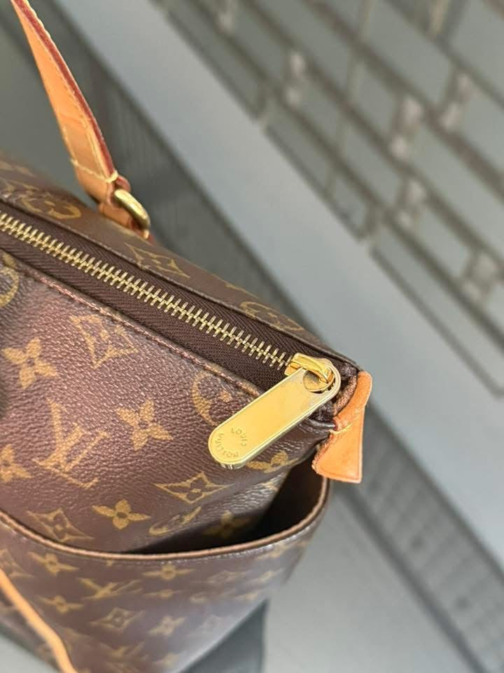 Totally MM in Monogram with Dustbag and Insert Organizer 📅 Year: 2010