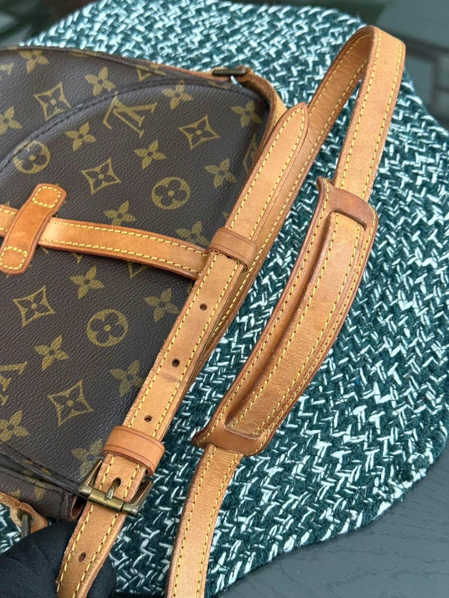 Chantilly MM Crossbody Bag 📅 Year: 1990