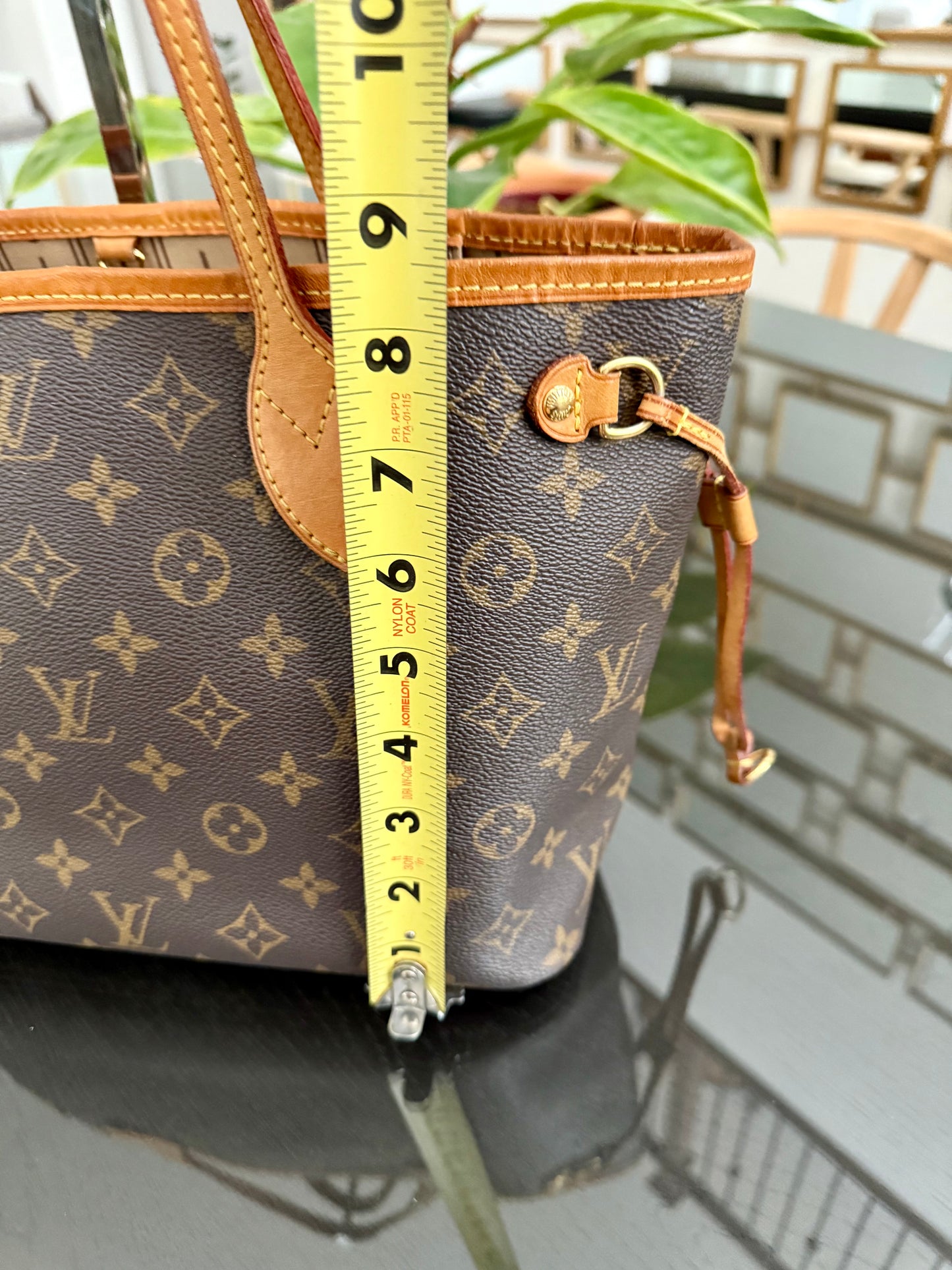 Neverfull PM in Monogram with Dustbag and Insert Organizer 🗓️ Year: 2009