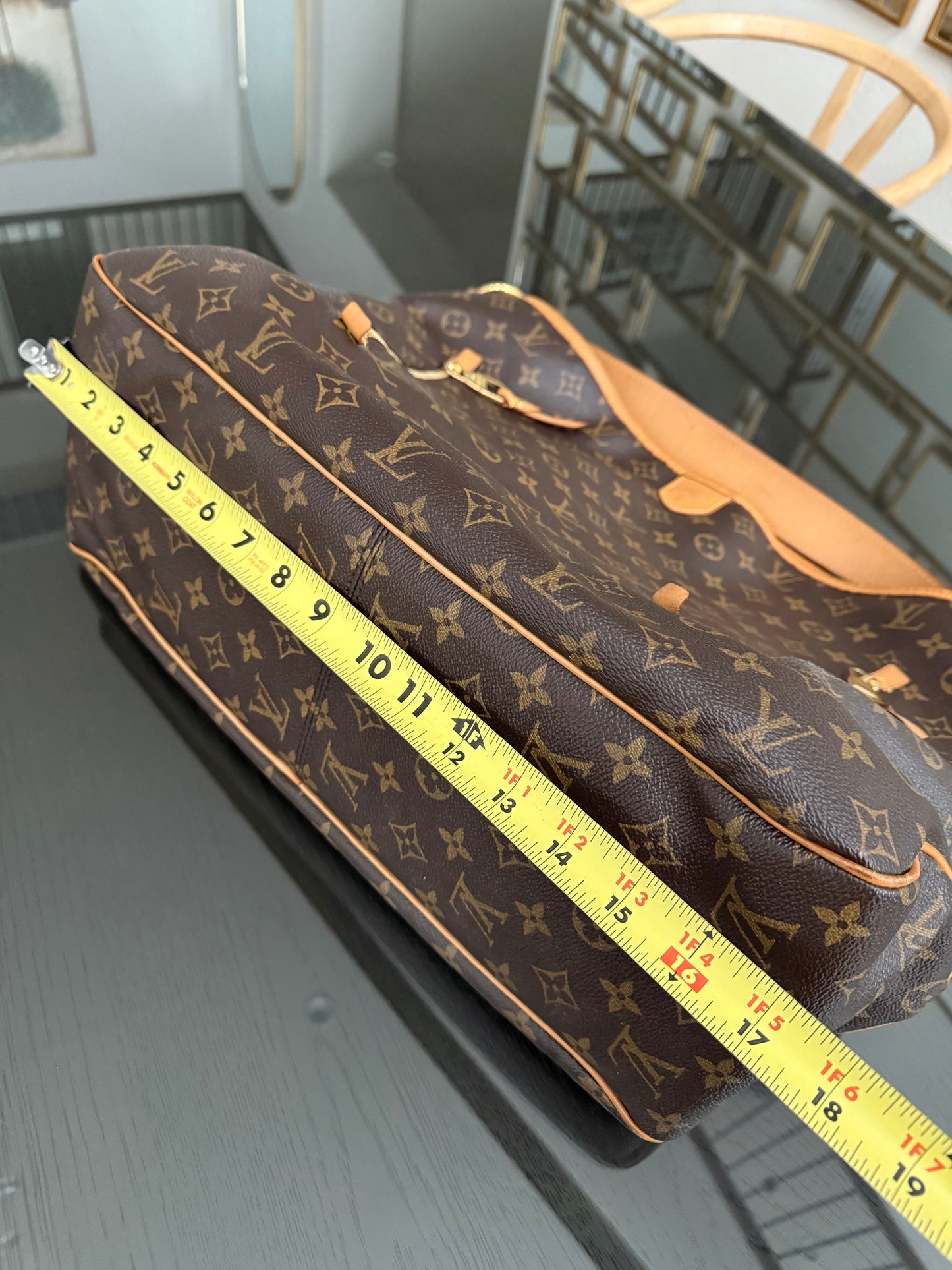 Delightful GM with Dustbag 🌹📅 Year: 2011