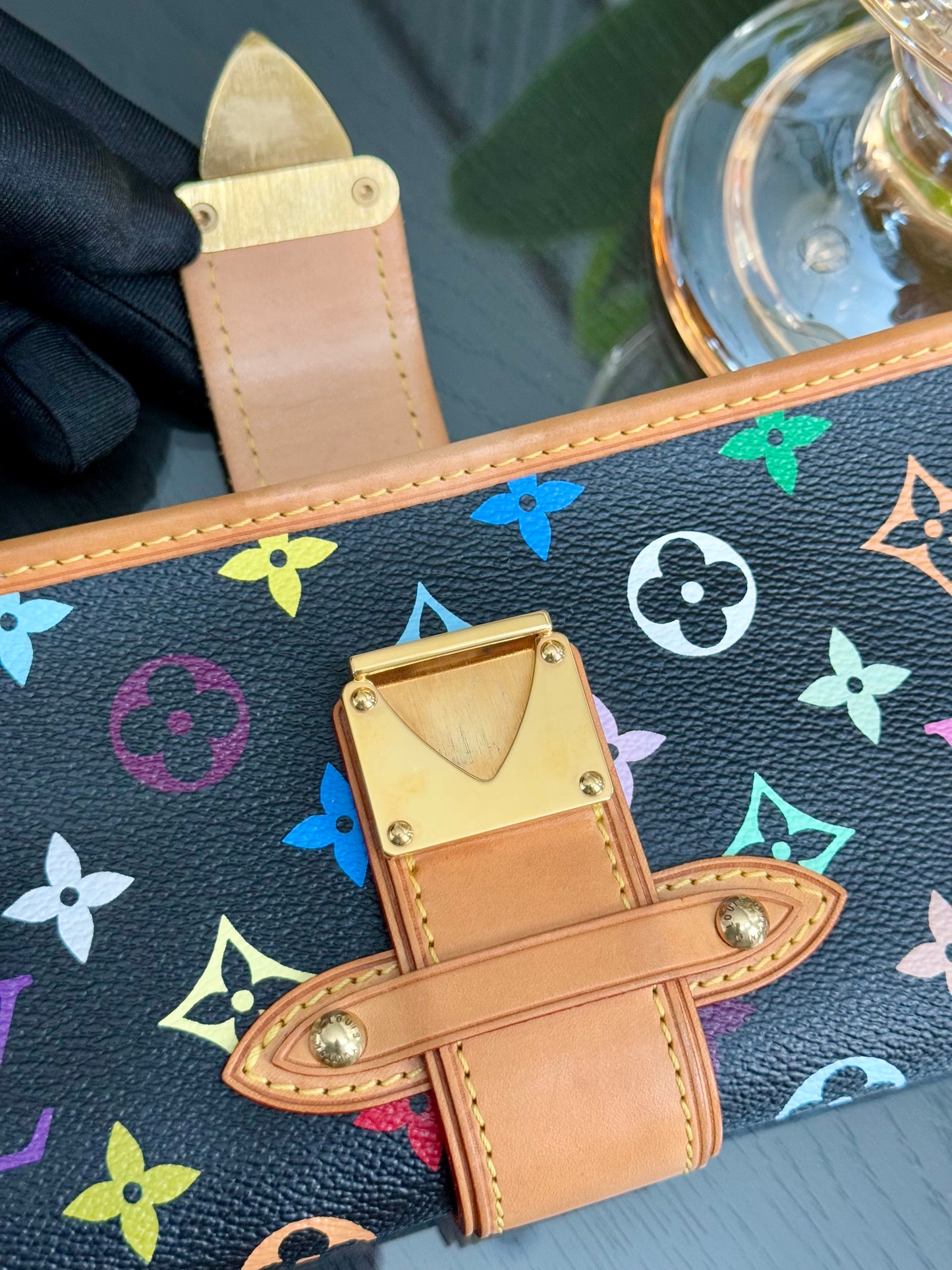 Multicolor Shirley Clutch/ Shoulder Bag with Box📅 Year: 2005