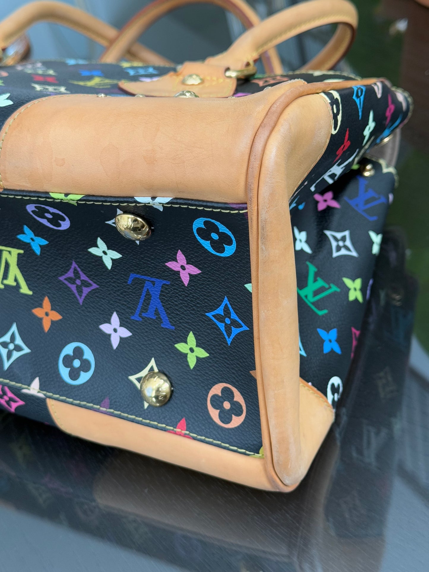 Multicolor Beverly GM with Dustbag 📅 Year: 2000