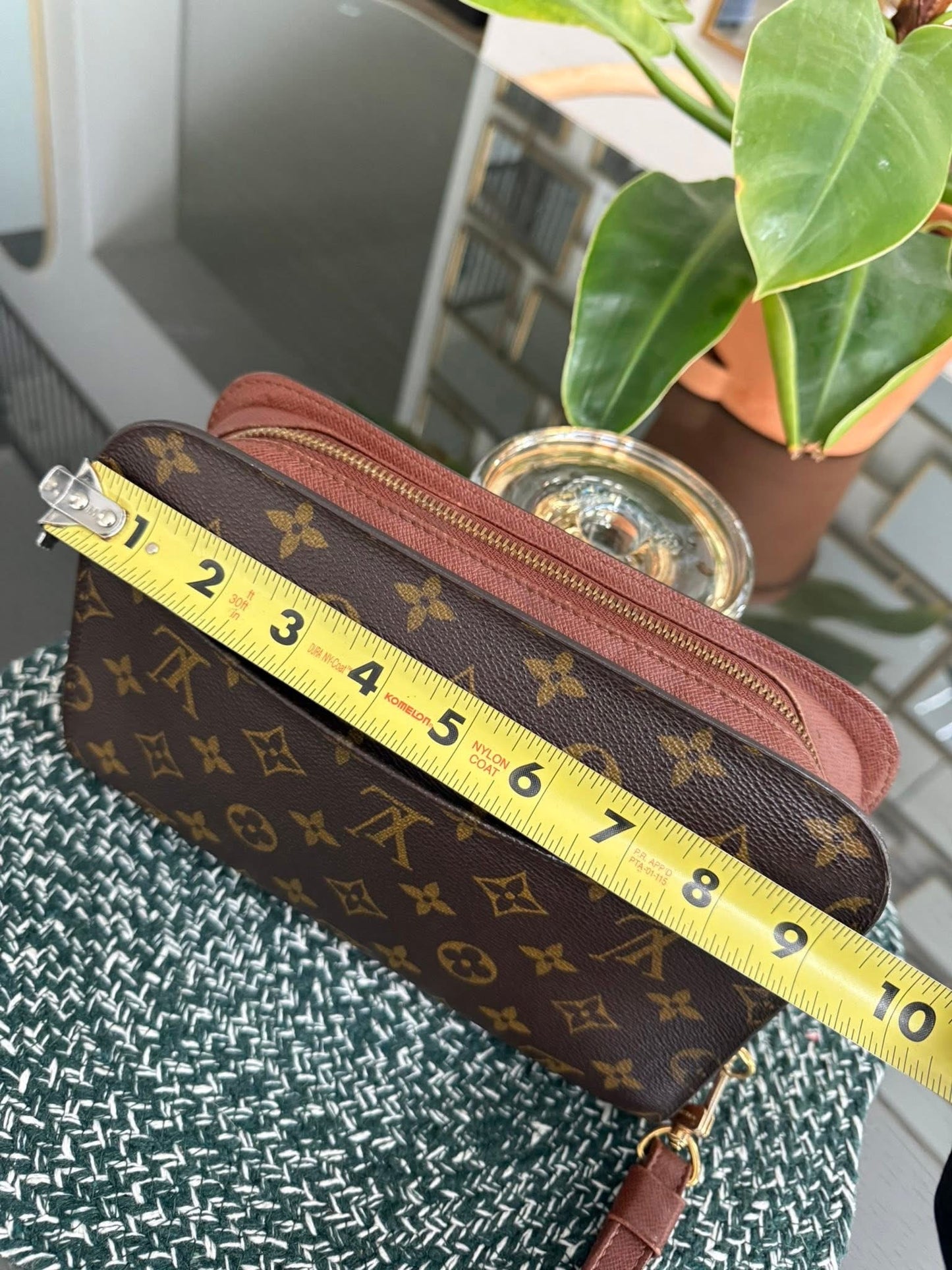 Orsay Clutch 🗓️ Year: 2001