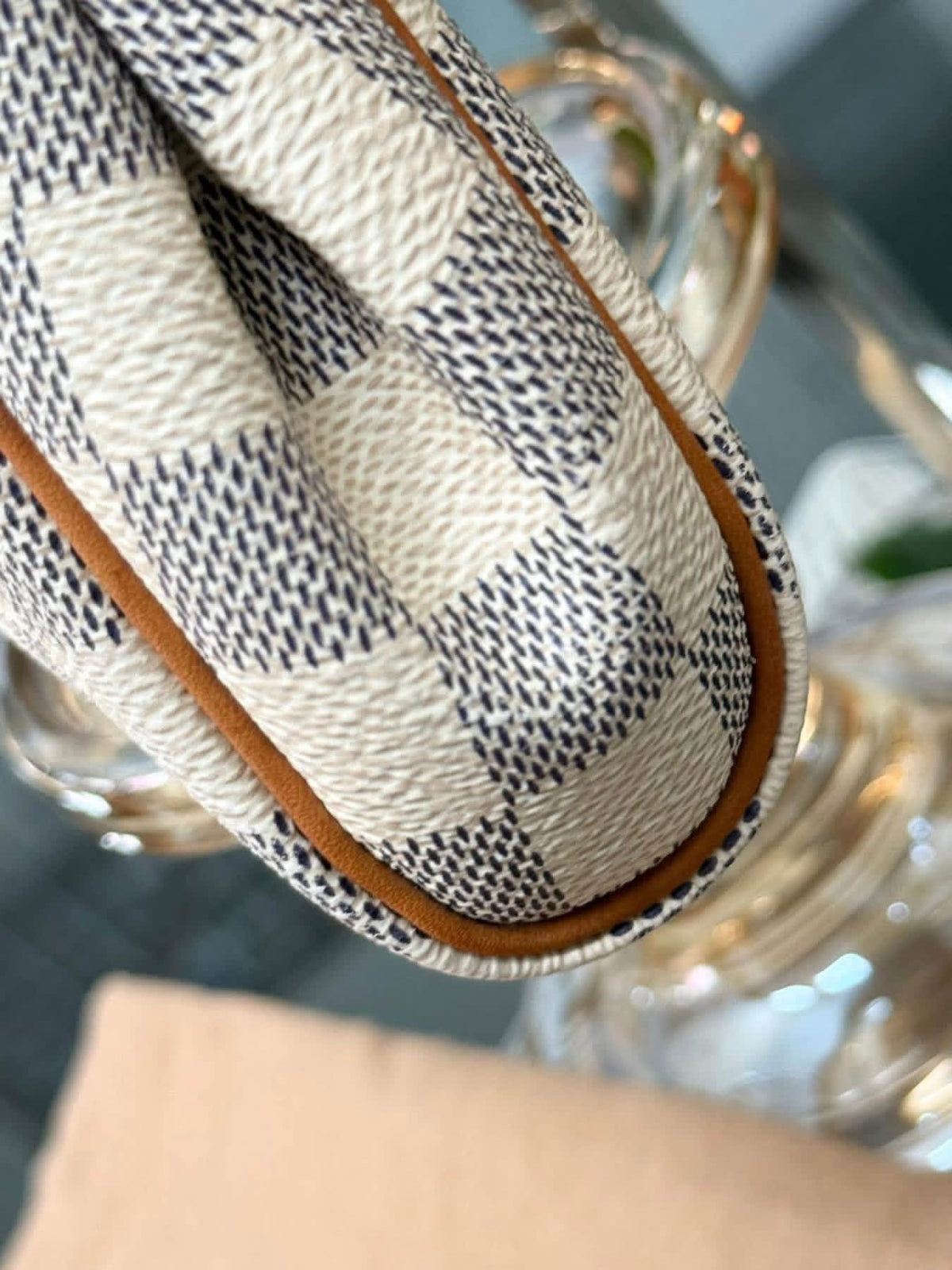 Eva Clutch in Azur with Original Strap, Dustbag, Box and Paper bag 🗓️ Year: 2015