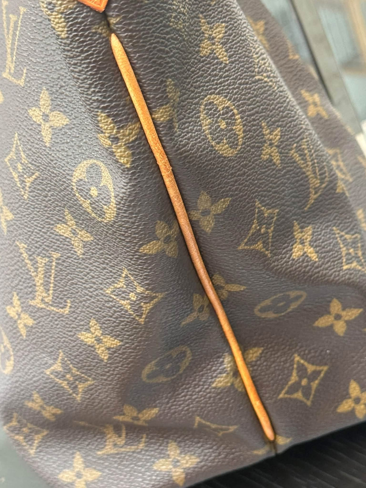 Palermo PM with Original Strap and 
Dustbag 📅 Year: 2010