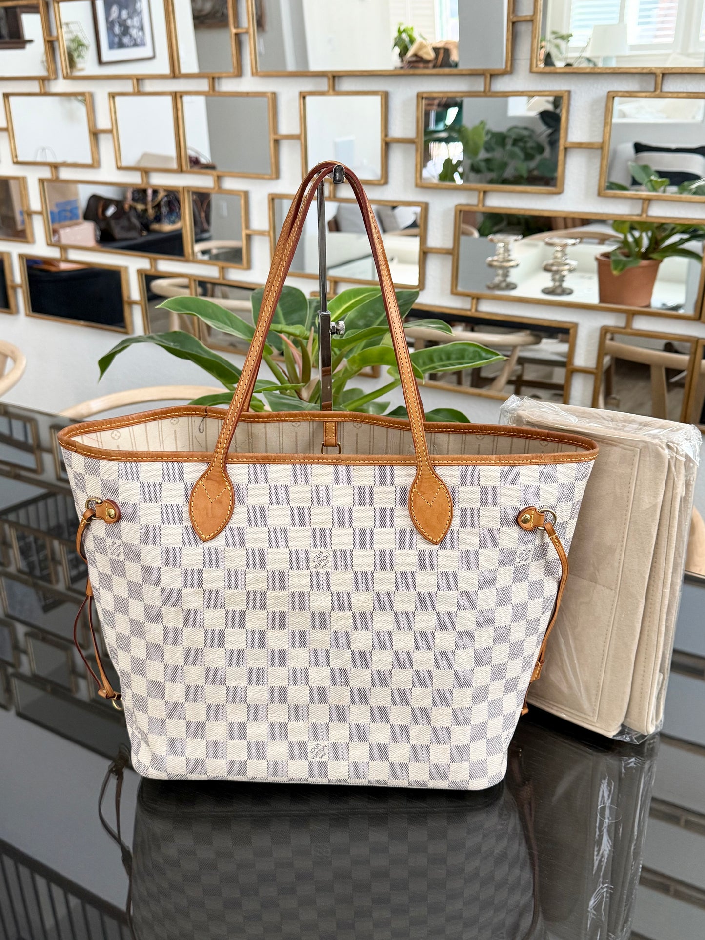 Neverfull MM in Azur with Insert Organizer 🗓️ Year: 2011