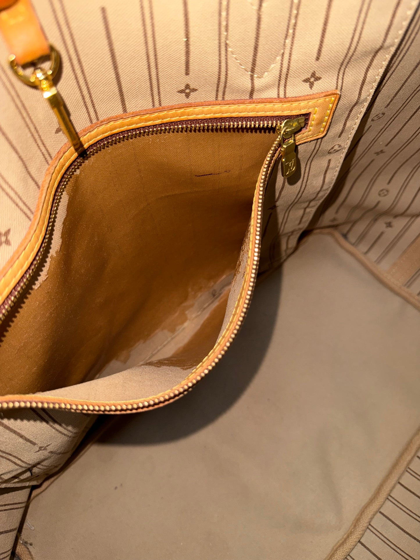 Neverfull GM with 🗓️ Year: 2003