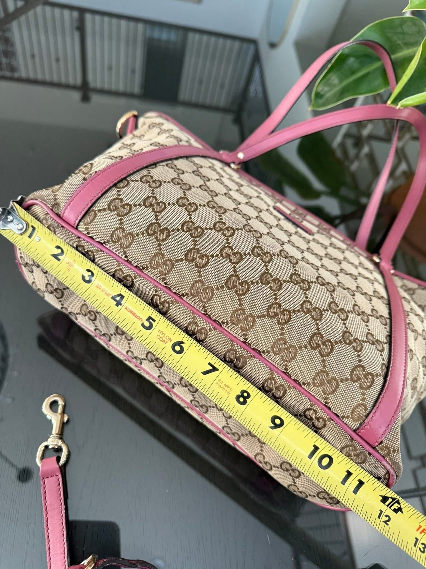 GG Pink Canvas Tote 2 Way Bag with Crossbody Strap 🗓️