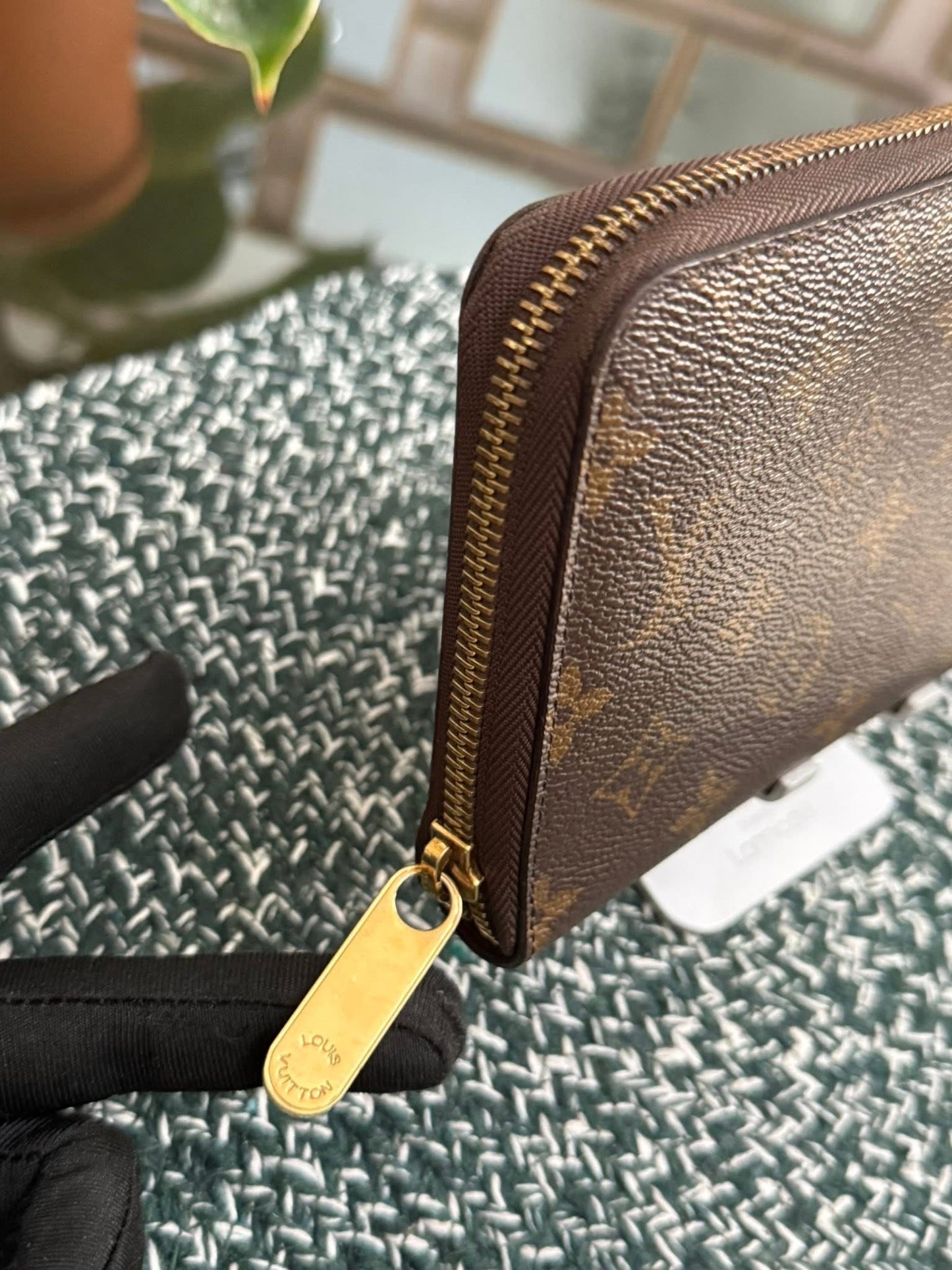 Monogram Zippy Wallet Organizer (Newer Model) 🗓️ Year: 2020