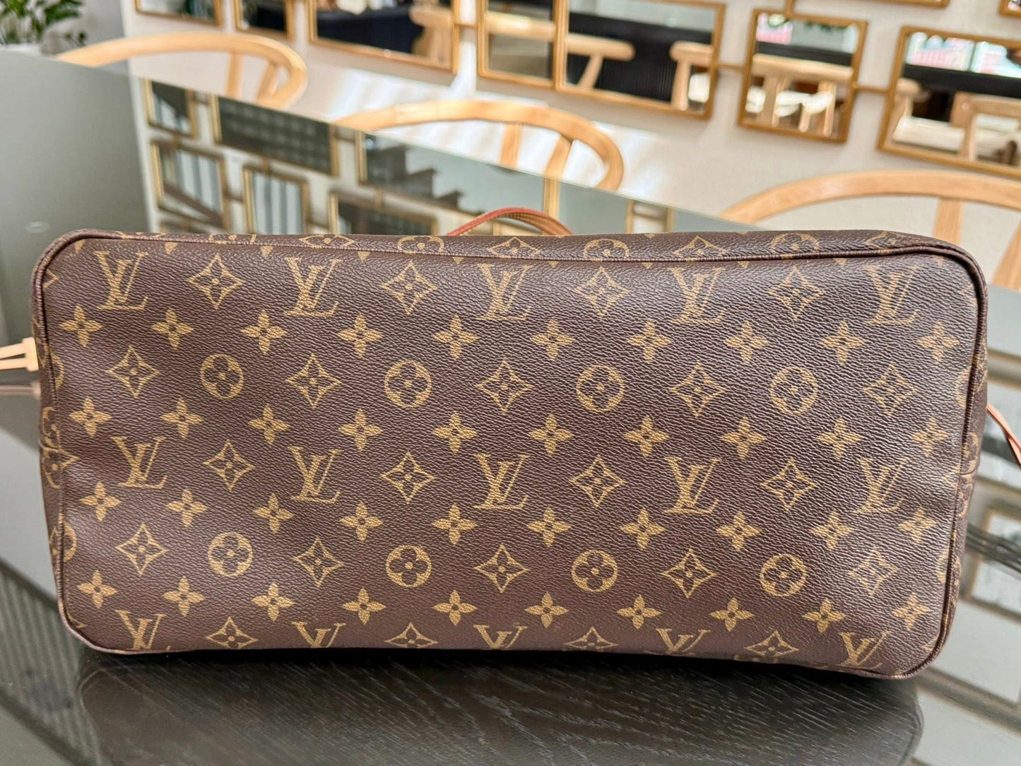 Neverfull GM Monogram in Pivione with Dustbag -🗓️ Year: 2019
