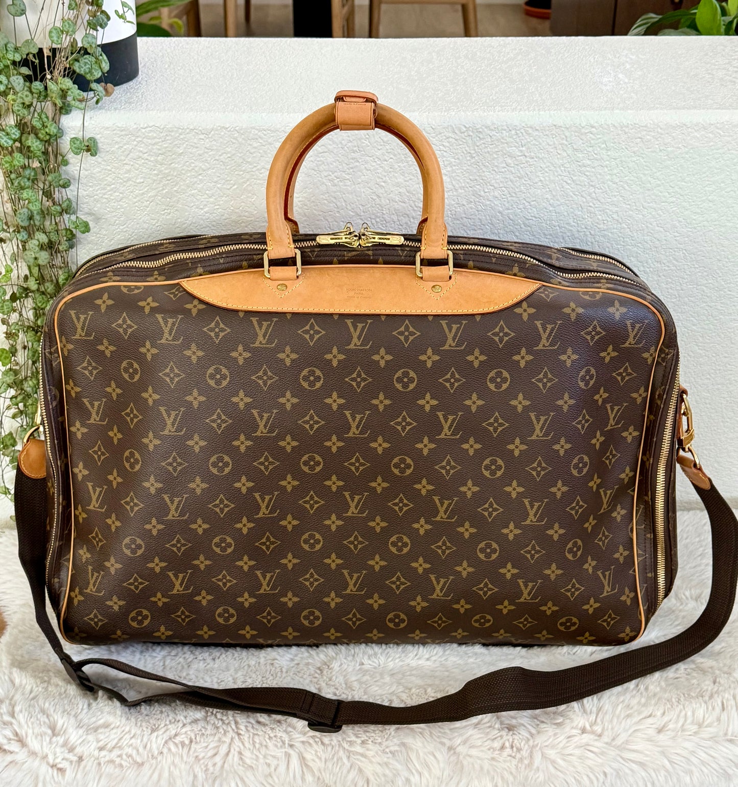 Alize II with Strap and Poignet -🗓️ Year 2005