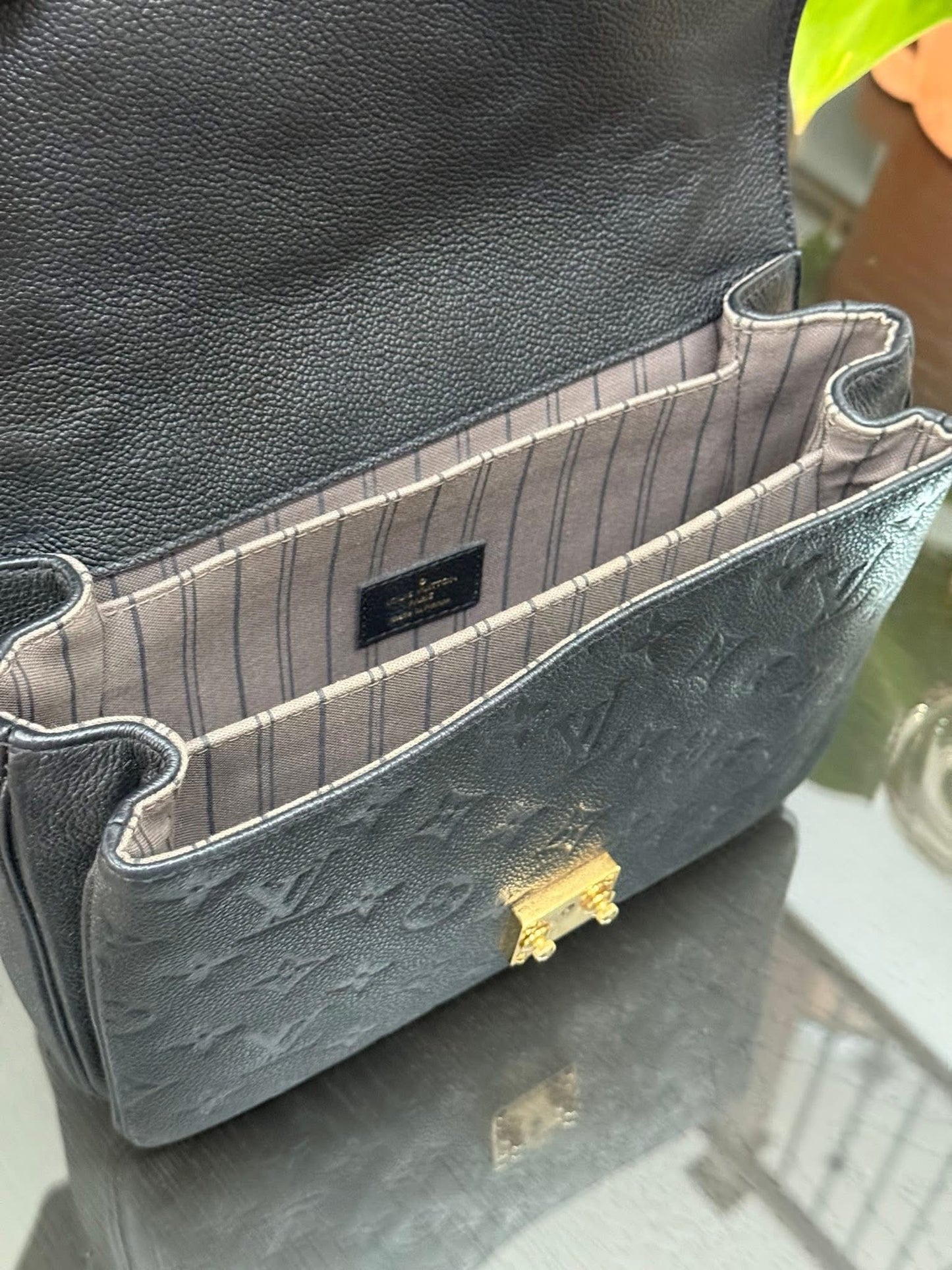 Pochette Metis Emptiente Noir with Box, Dustbag, Insert Organizer, Box and Paper bag -Microchip & Authenticed