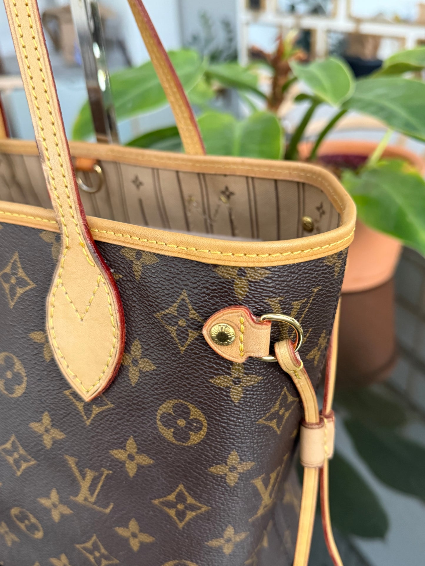 Neverfull PM with Dustbag -🗓️ Year: 2009