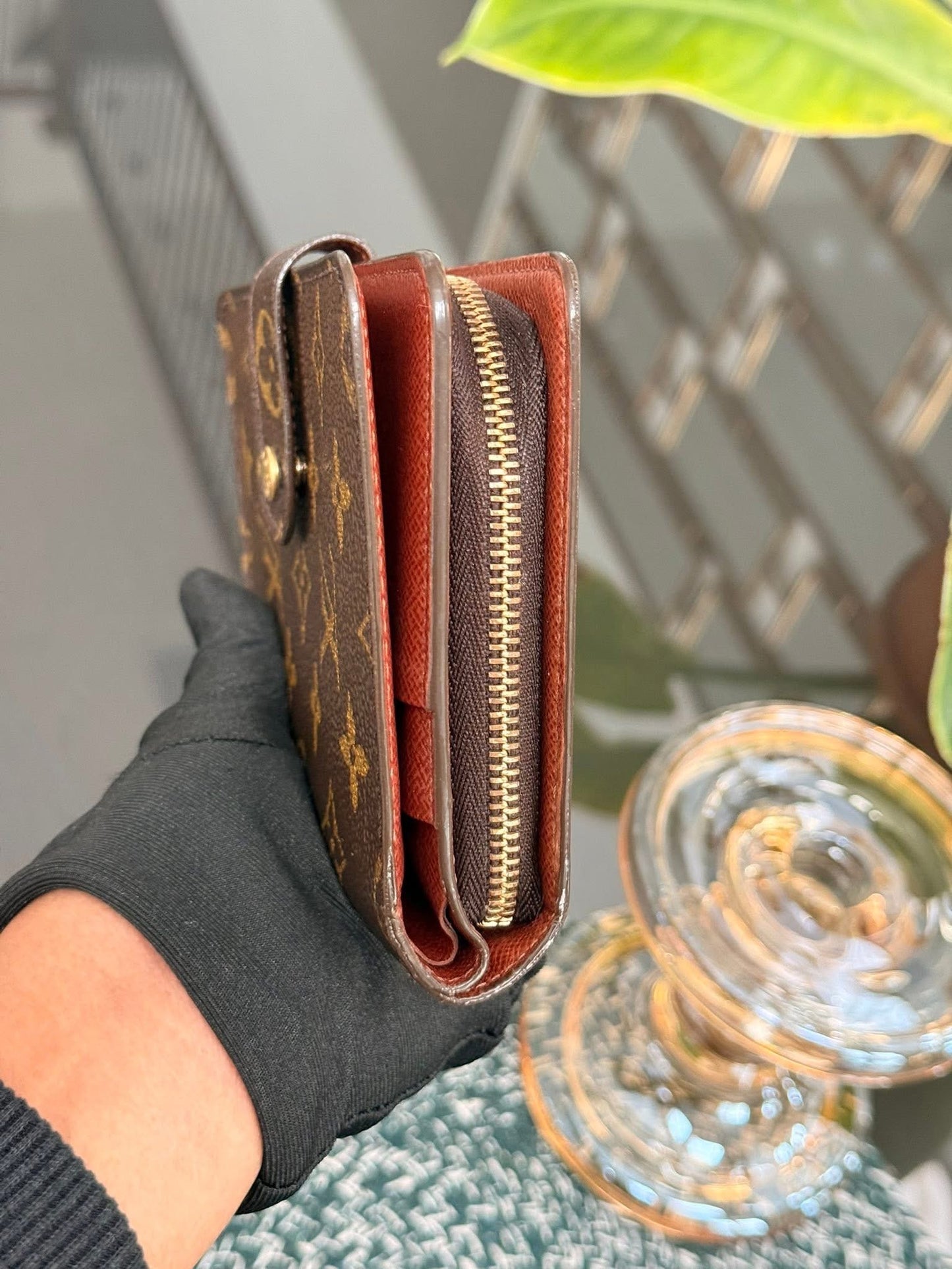 Etui Wallet Passport Holder in Monogram with 8 Cardholders 🗓️ Year: 1990