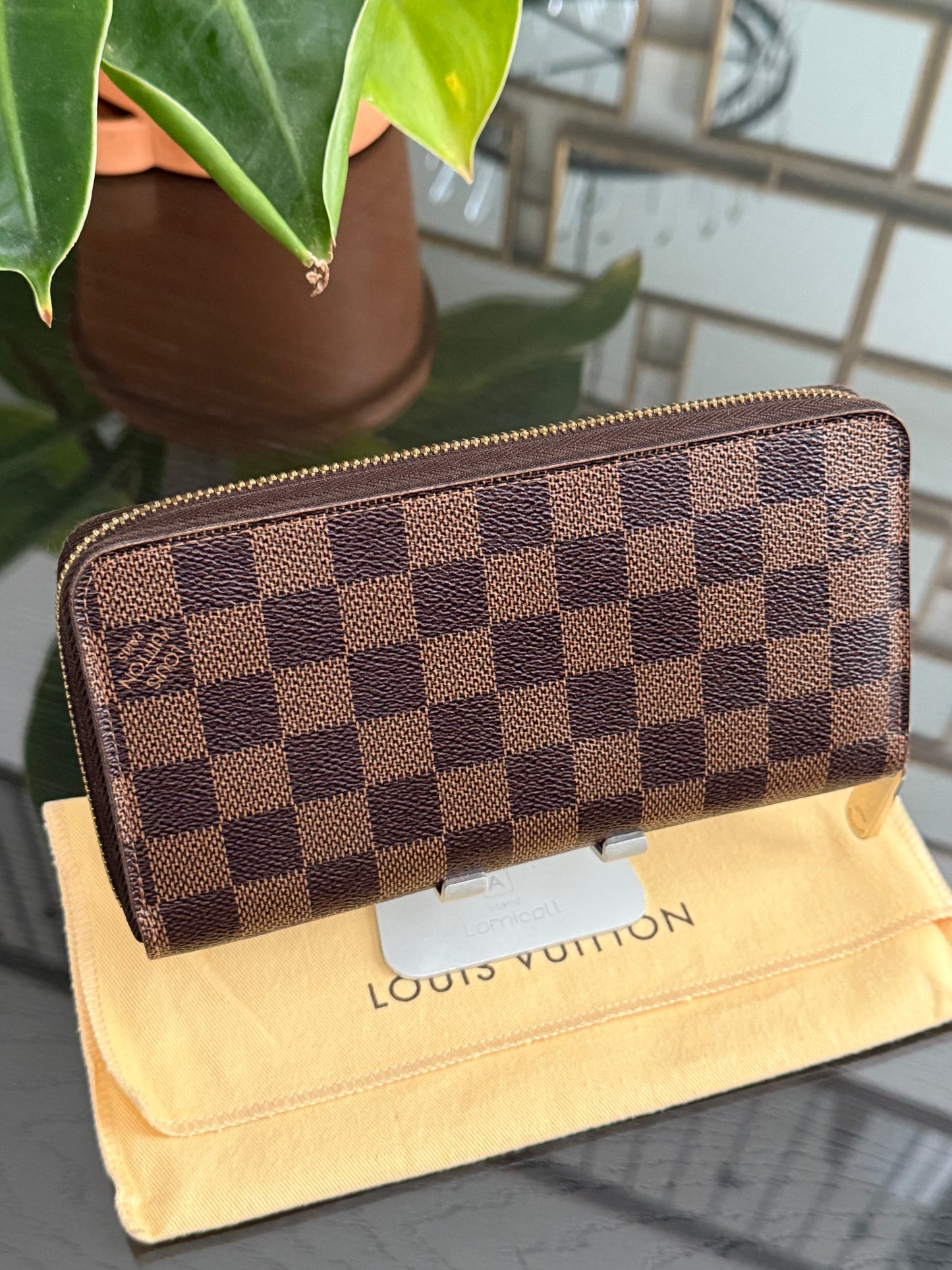 Zippy Long Wallet in DE with Dustbag and box 🗓️ Year: 2013