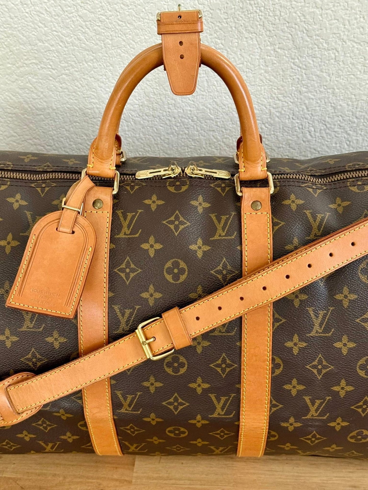 Keepall 50 Bandoulier with Luggage Tag and Poignet 📅 Year: 1995