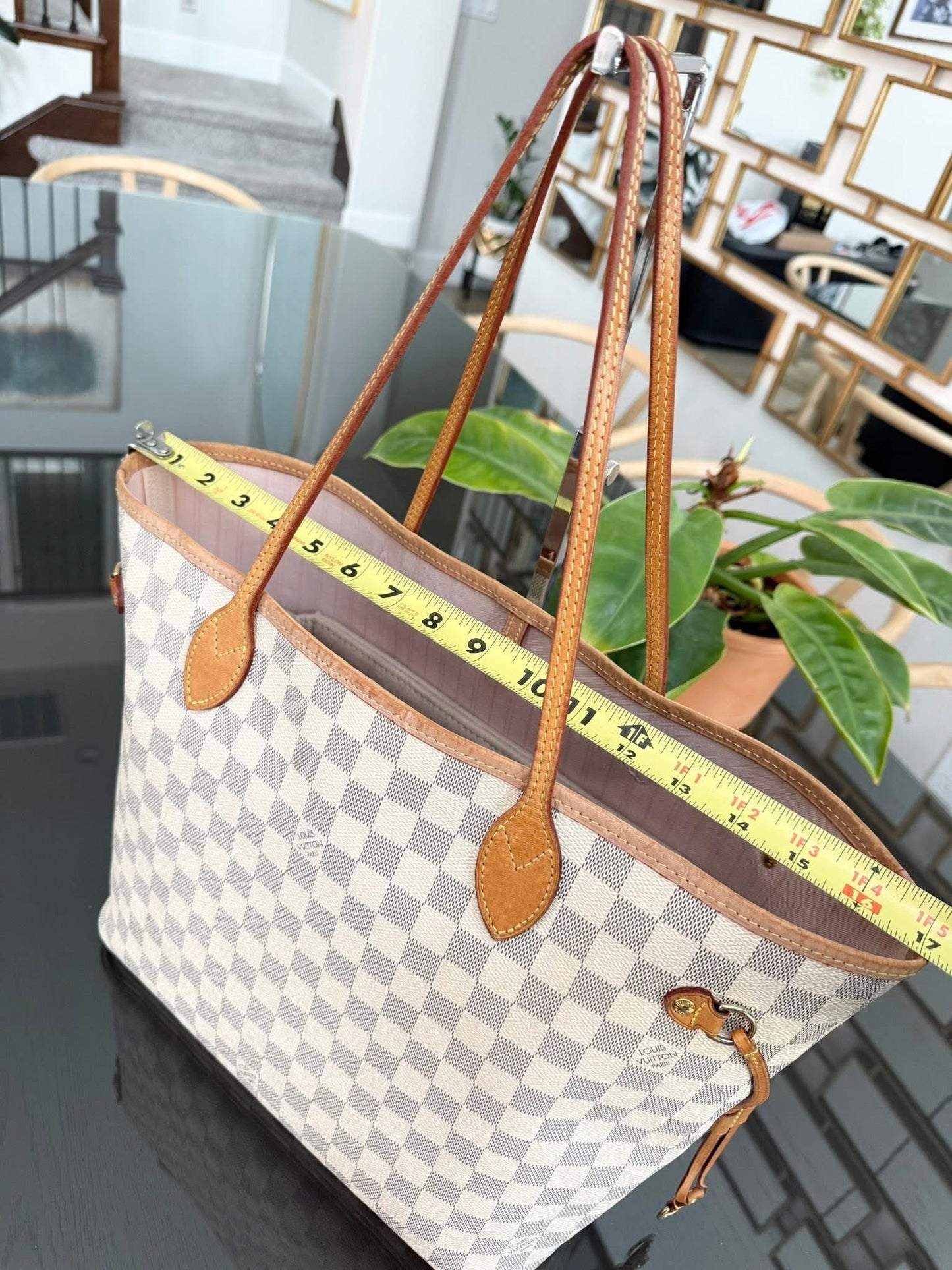 Neverfull MM Azur in Rose Ballerine with Dustbag and Insert Organizer 🌺 📅 Year: 2019