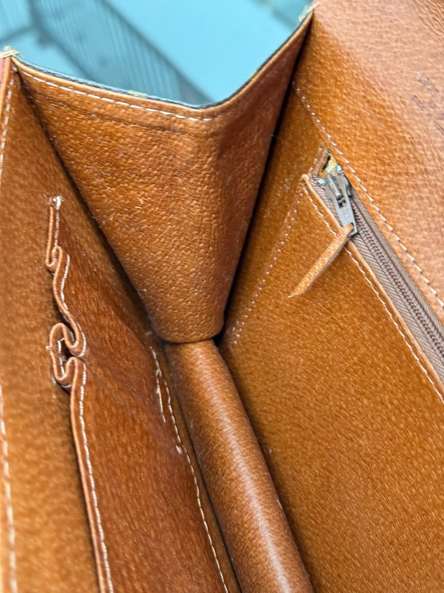Pochette Dame Clutch 
🗓️ Pre Date Code