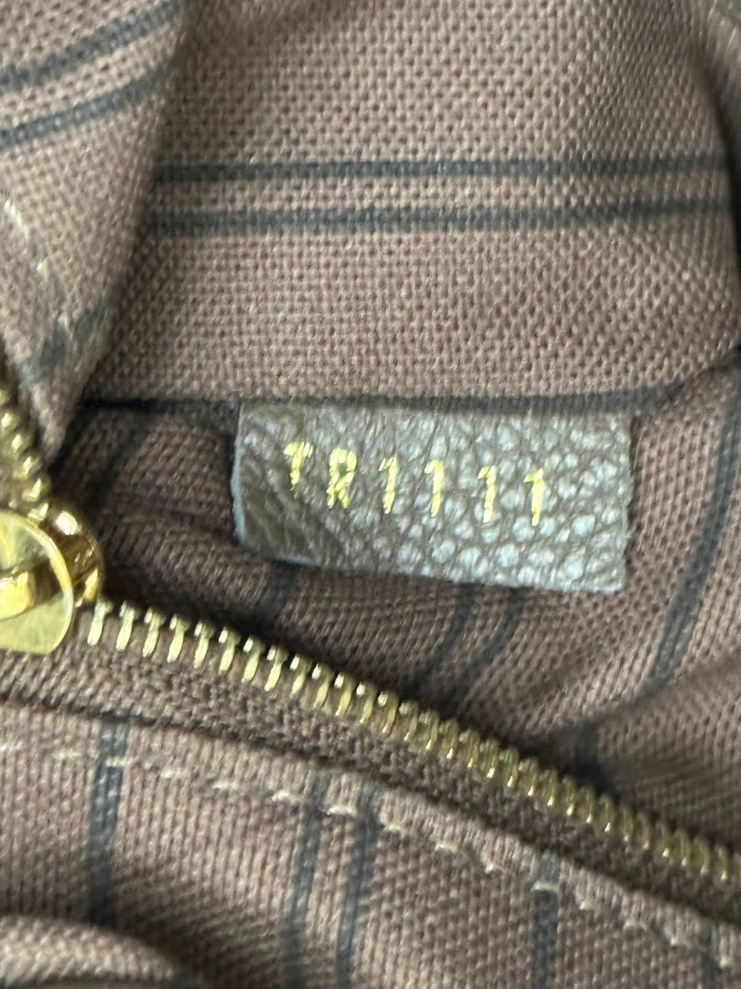 Artsy MM Empriente Ombre with Dustbag and Insert Organizer 📅 Year: 2011