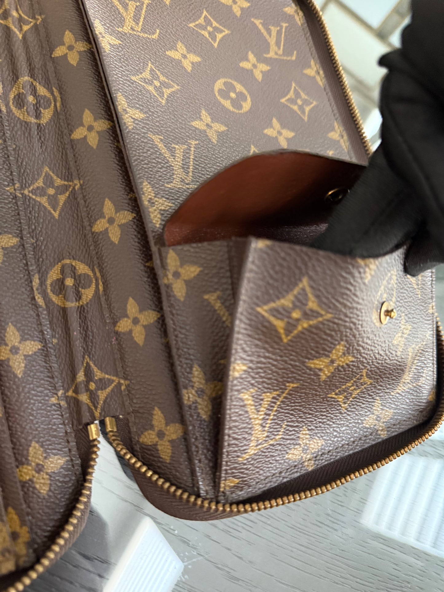 Monogram Escapade Travel Organizer - 🗓️ Year: 1991