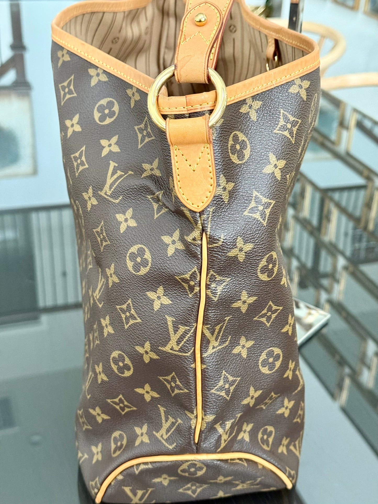 Delightful MM with Dustbag 📅 Year: 2010