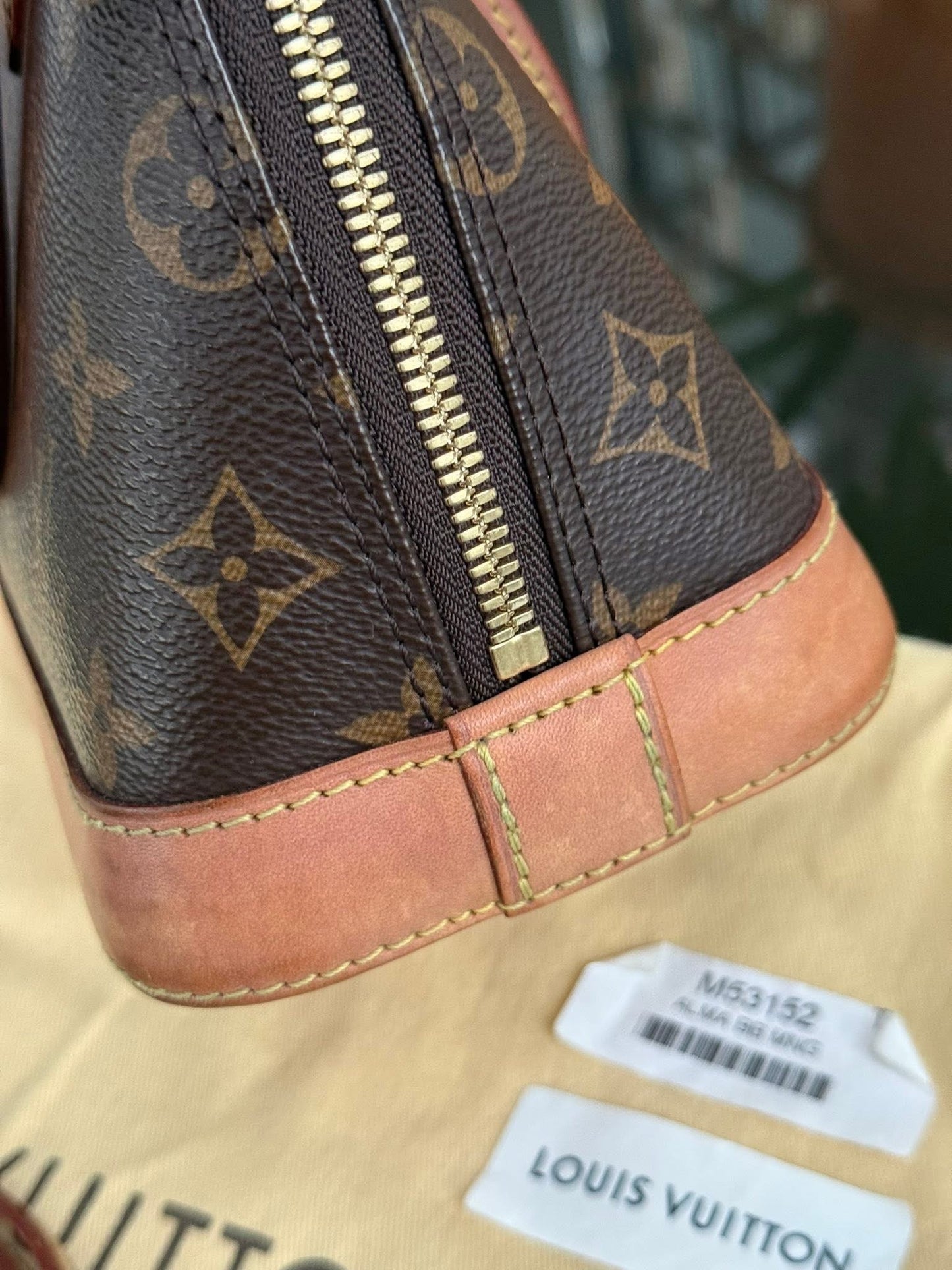 Alma BB in Monogram with Lock 🔐 key, Original Strap, Insert Organizer, Box,Dustbag and Paper bag 🗓️ Year: 2020