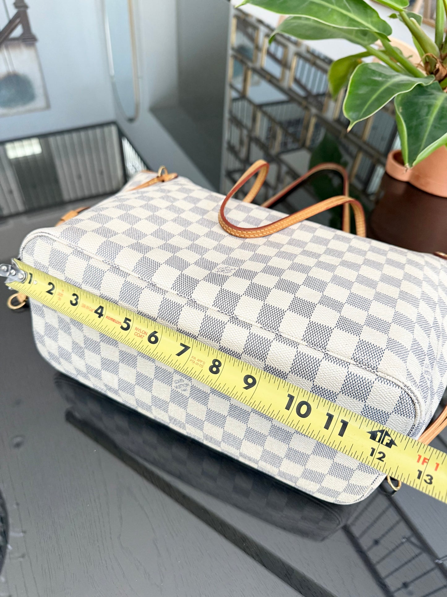 Neverfull MM in Azur with Insert Organizer 🗓️ Year: 2009