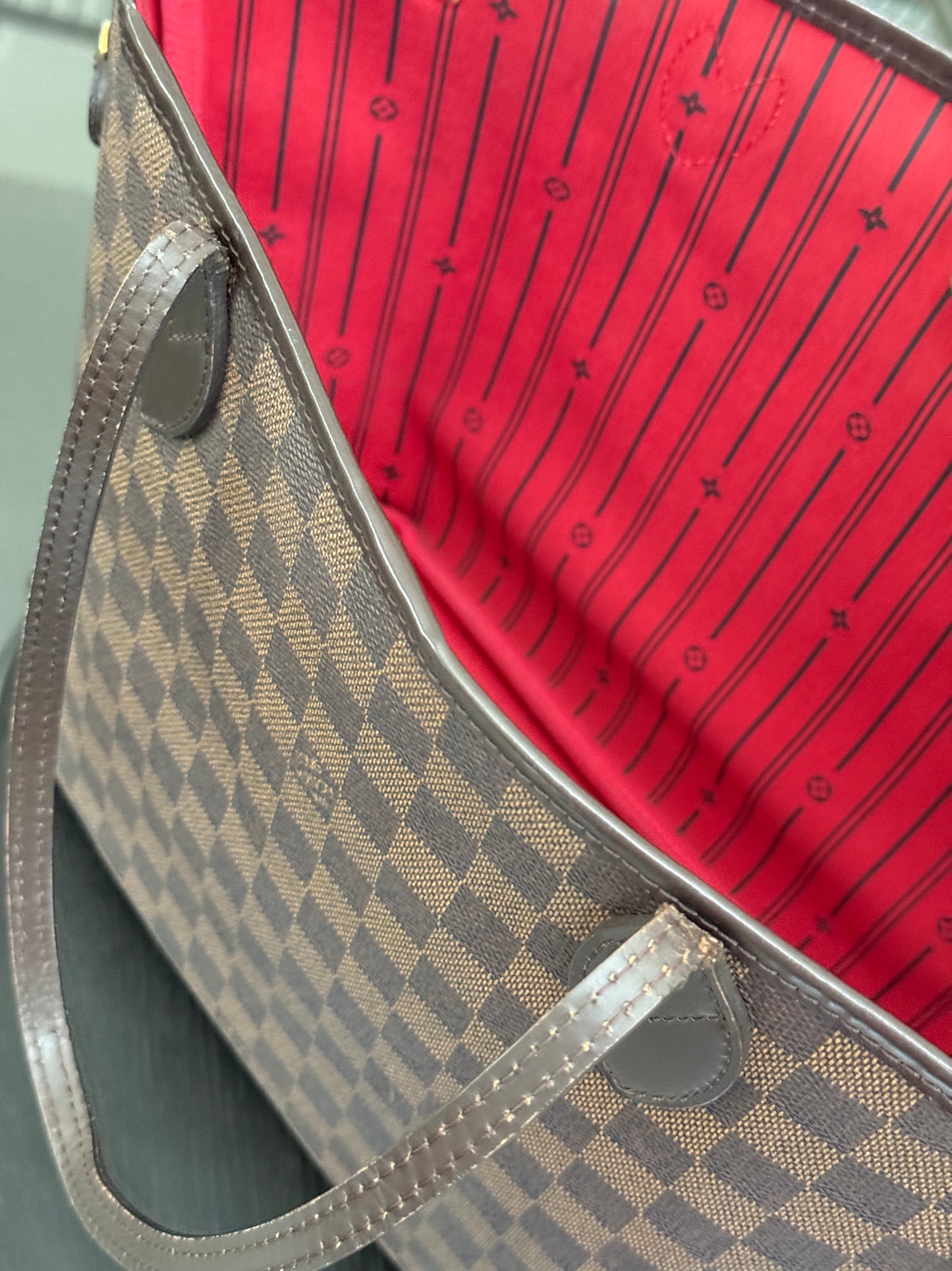 Neverfull MM in DE with Dustbag 🗓️ Year: 2010