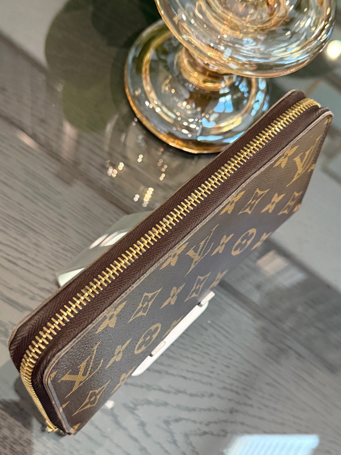 Zippy Long Wallet in Monogram with Dustbag 🗓️ Year: 2014