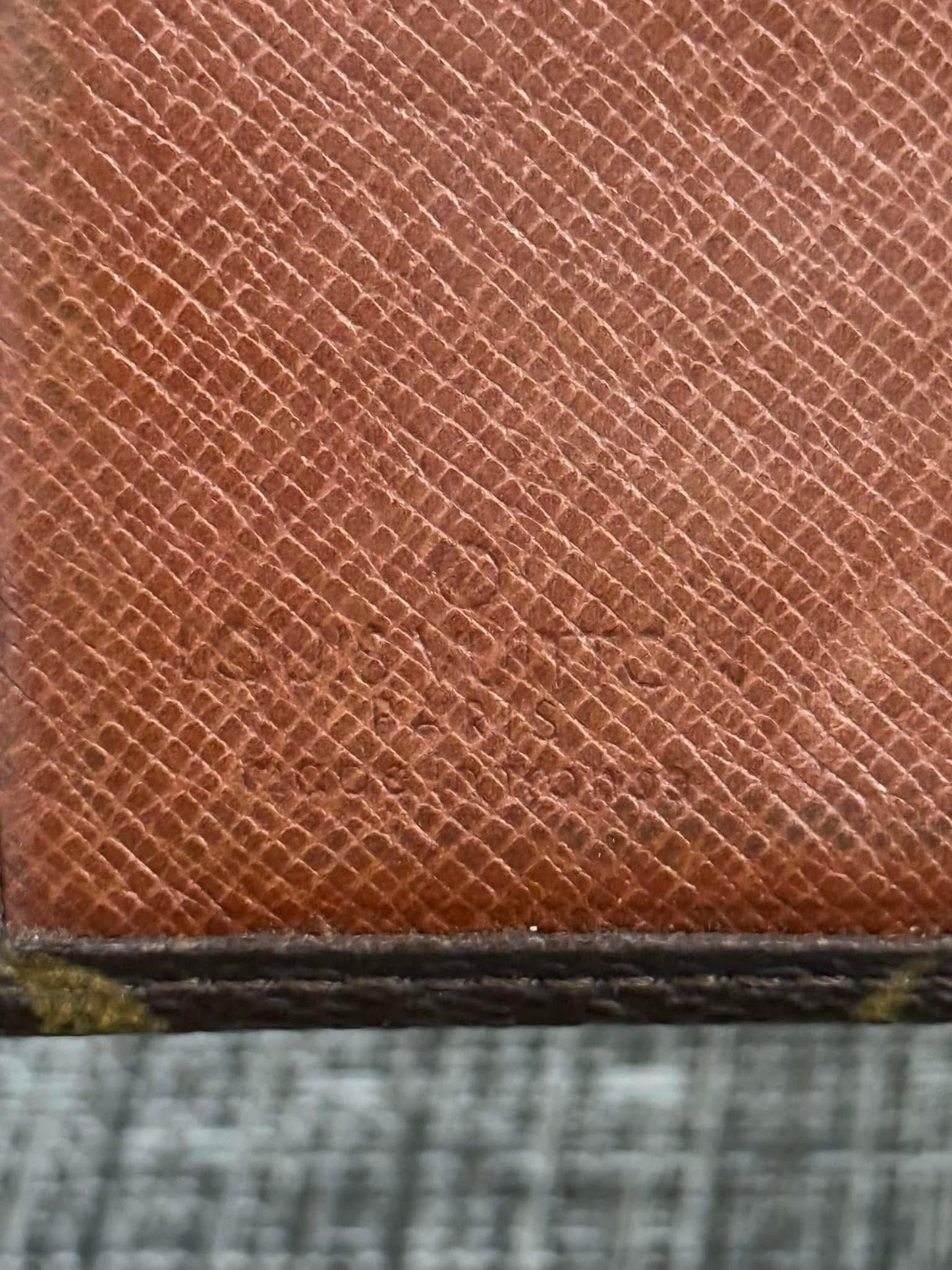 Mens Bifold Wallet in Monogram -Year: 1987