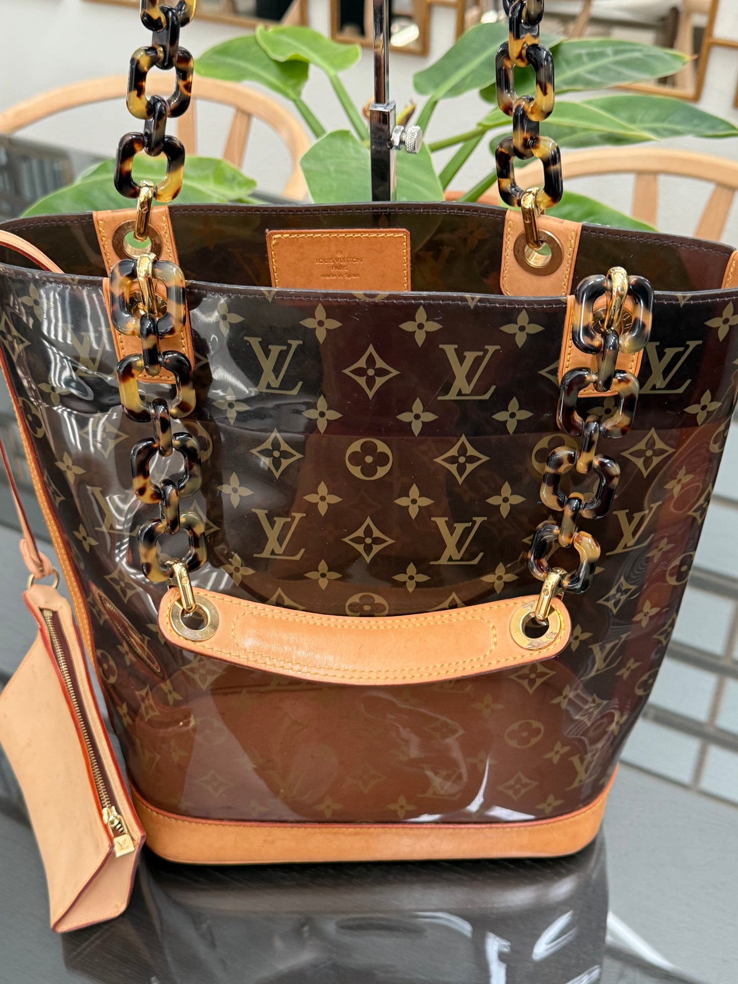 Sac Ambre Vinyl MM Bucket with Pouch 📅 Year: 2003