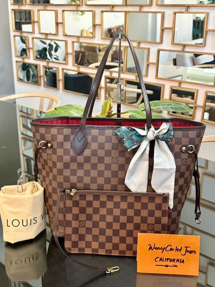 Neverfull MM in DE with Pouch comes with Dustbag and Non branded Twilly 🌺 📅 Year: 2015