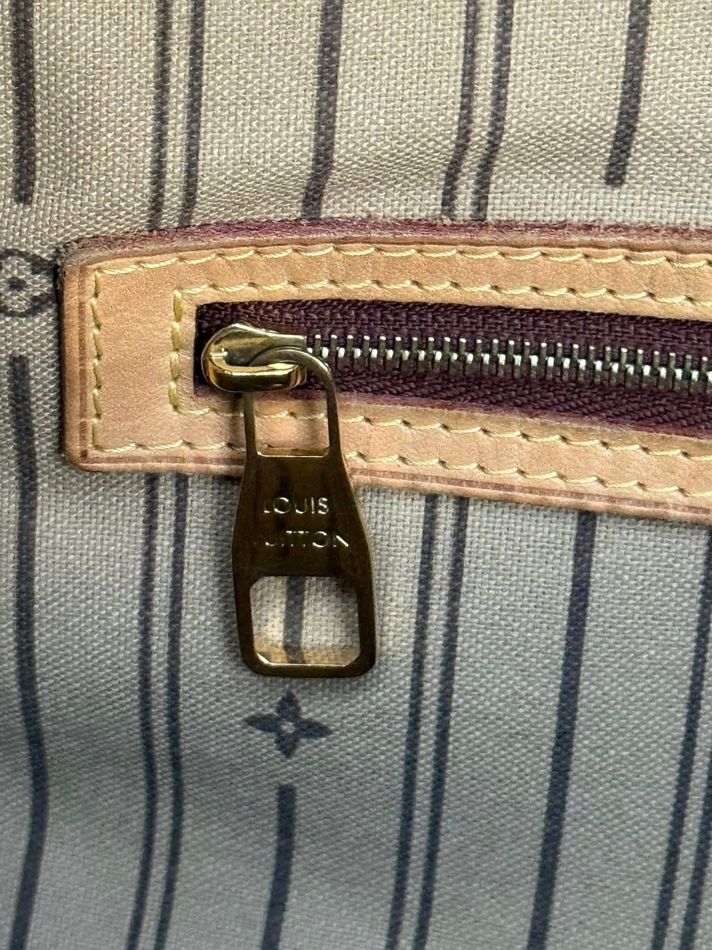 Delightful GM with Dustbag and Insert Organizer 📅 Year: 2010