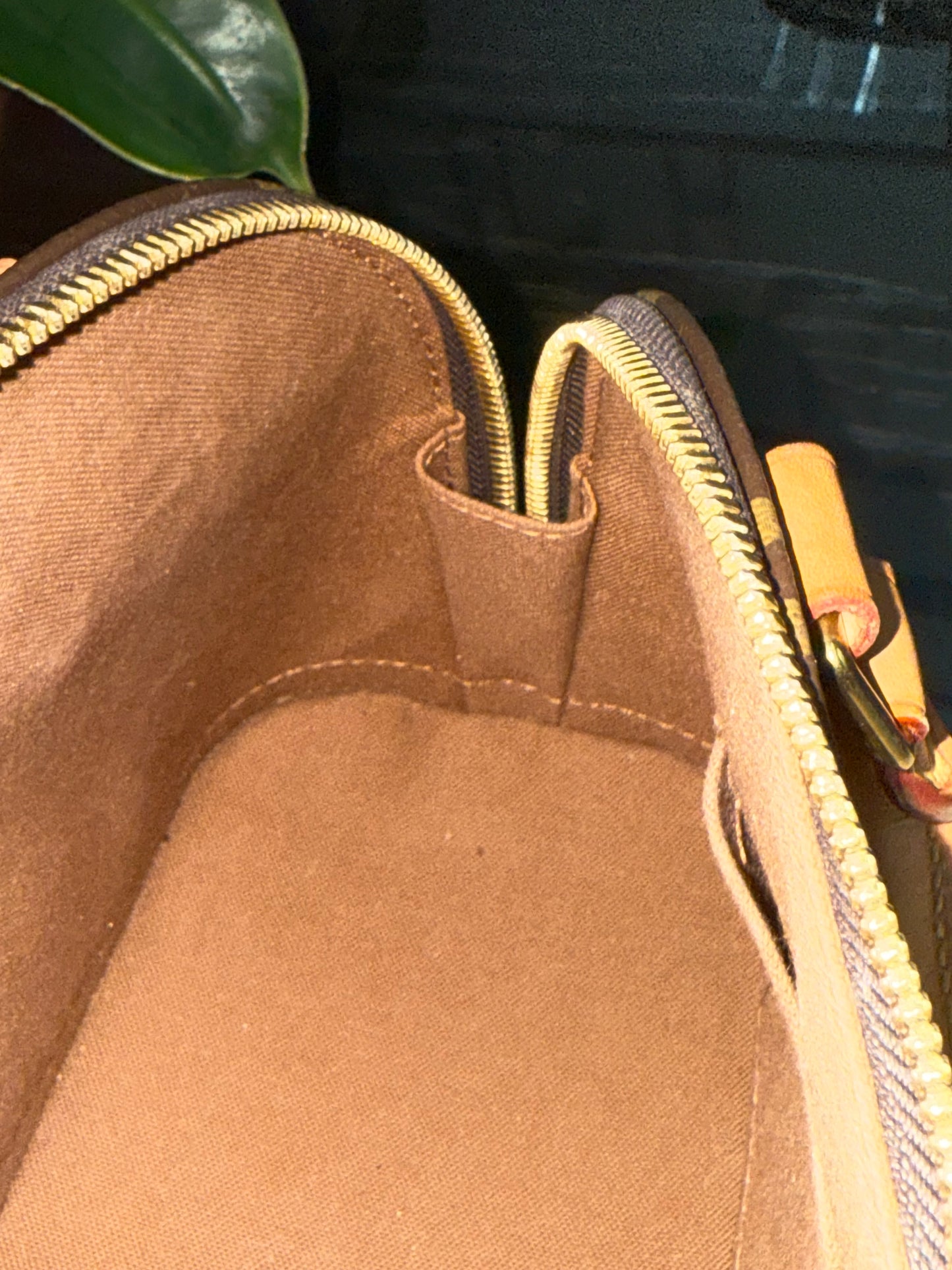 Alma BB with Original Strap , Clochette , Lock 🔐 keys, Box , dustbag and Paper bag - 📅 Year: 2021