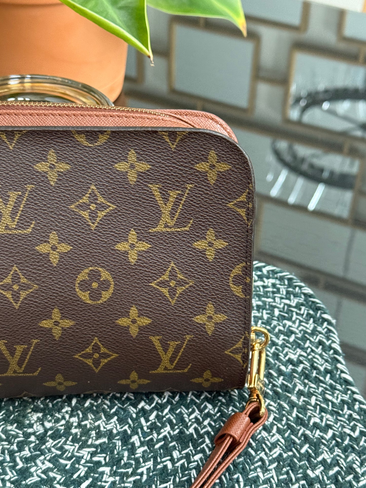 Orsay Clutch 🗓️ Year: 1996