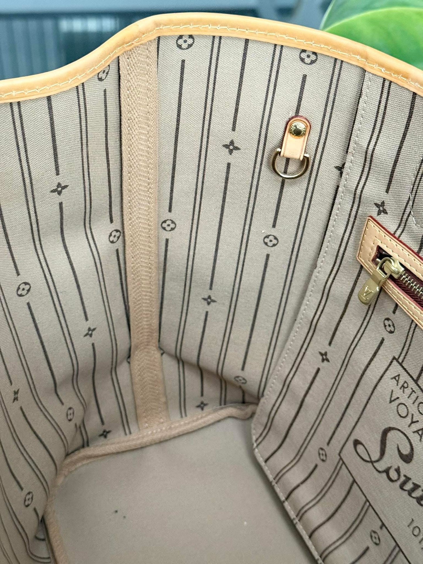 Neverfull MM Monogram with Dustbag and Non branded Twilly🌺 📅 Year: 2011