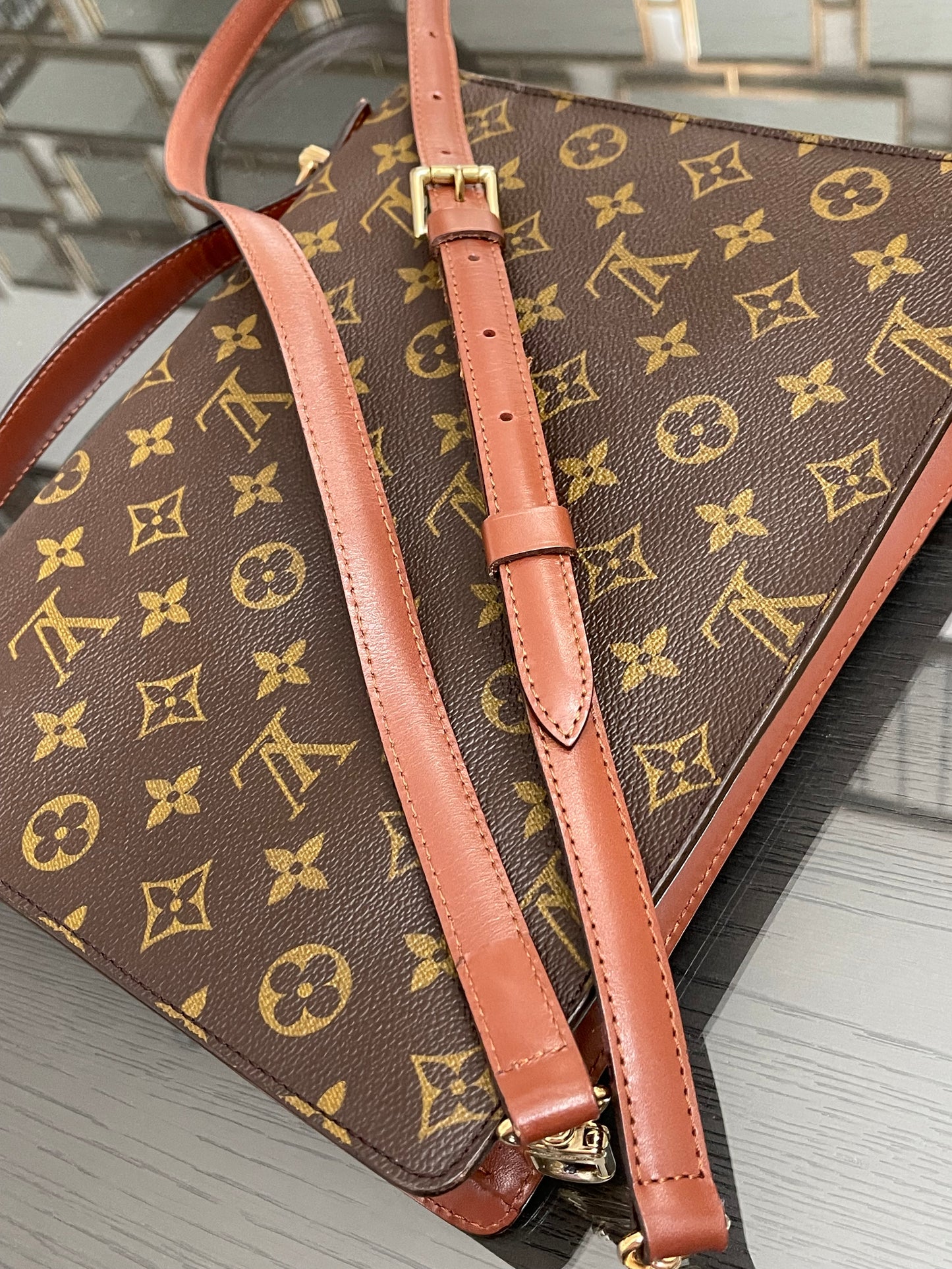 Monceau 28 Crossbody 2 Way Bag - Year: 1995